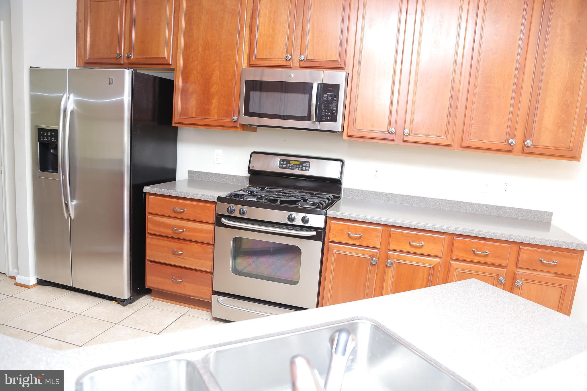 PEMBROOKE - Residential Lease