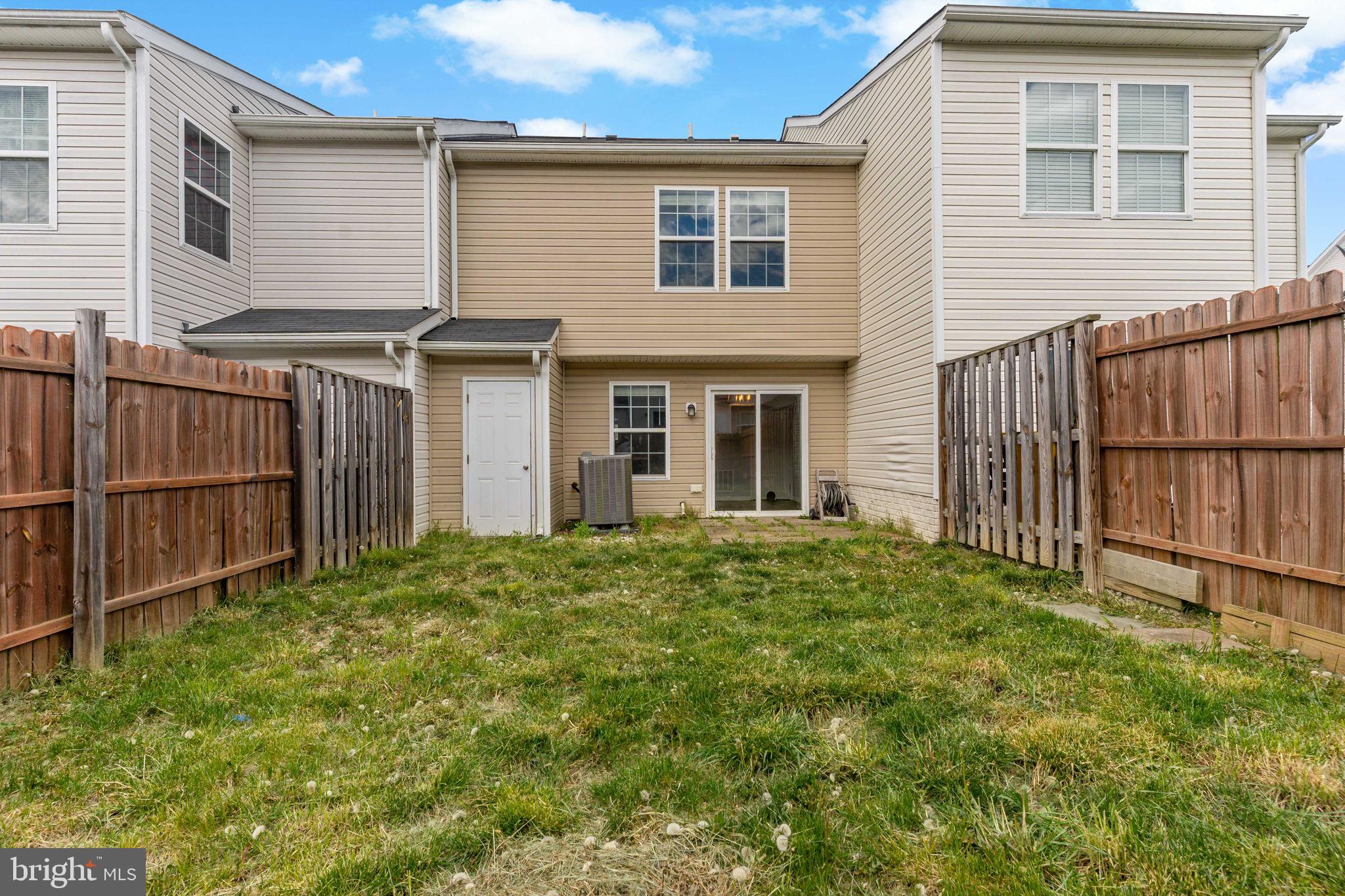 MANOR PARK - Residential