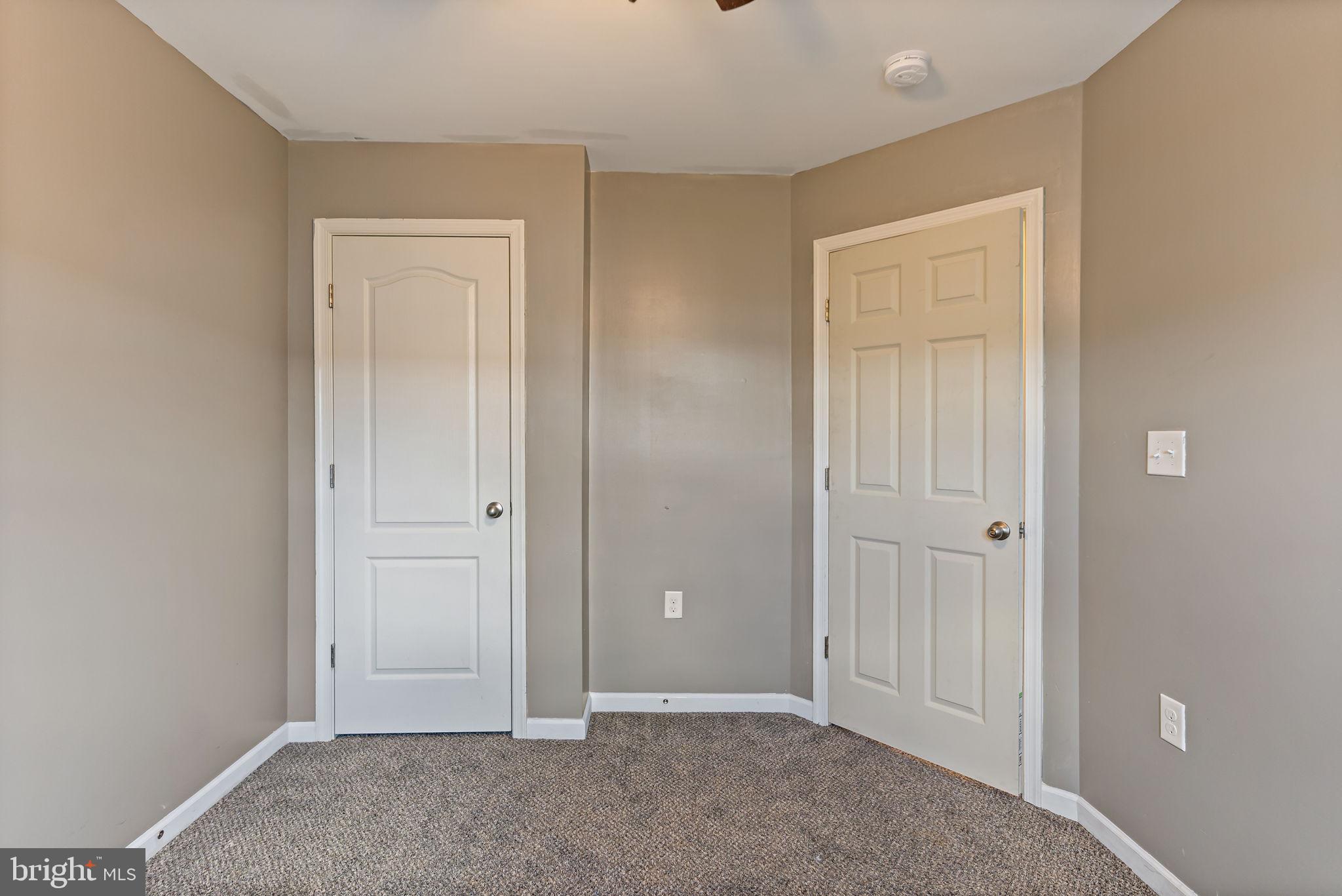 MANOR PARK - Residential