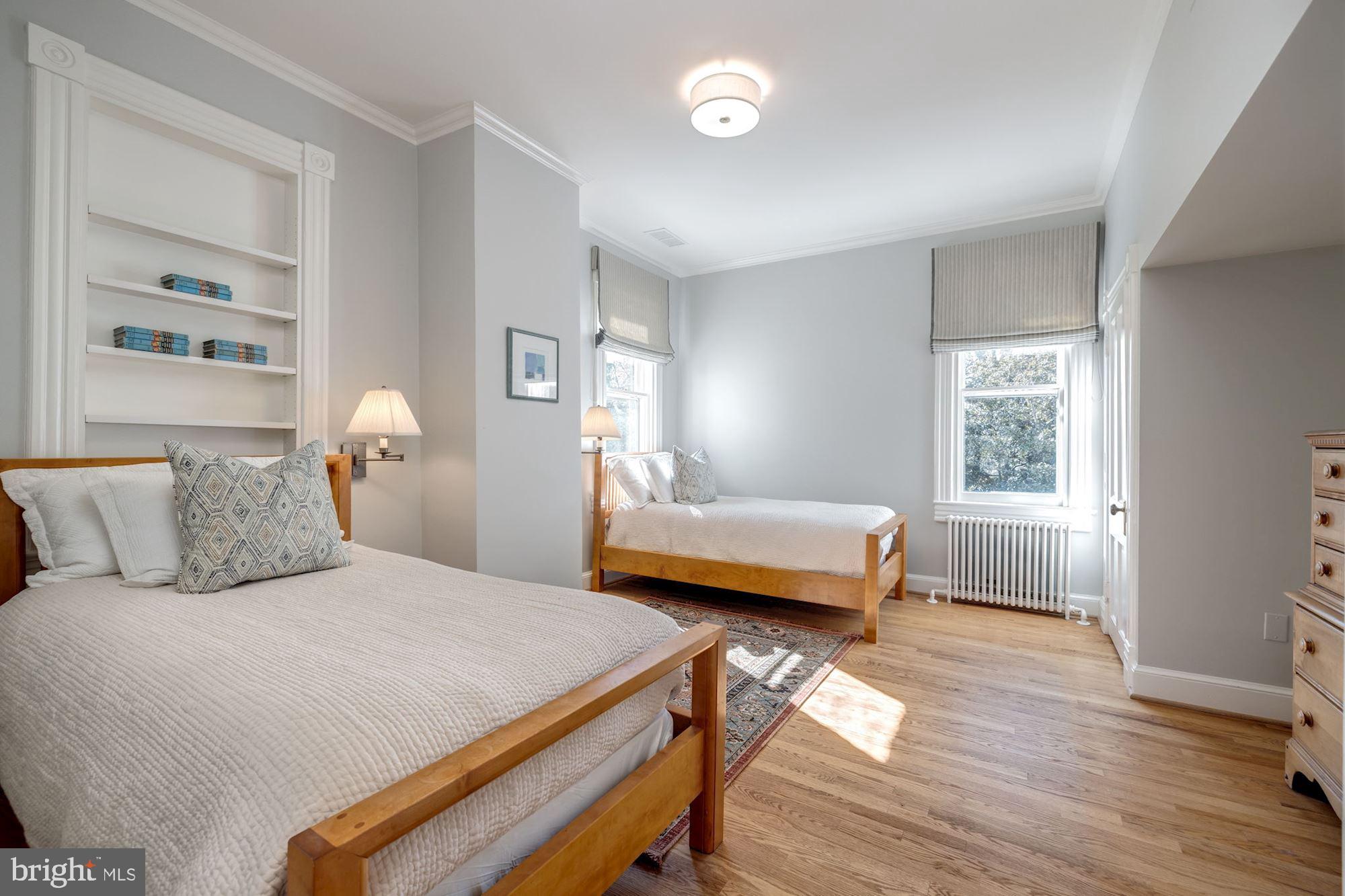 SOMERSET - Residential