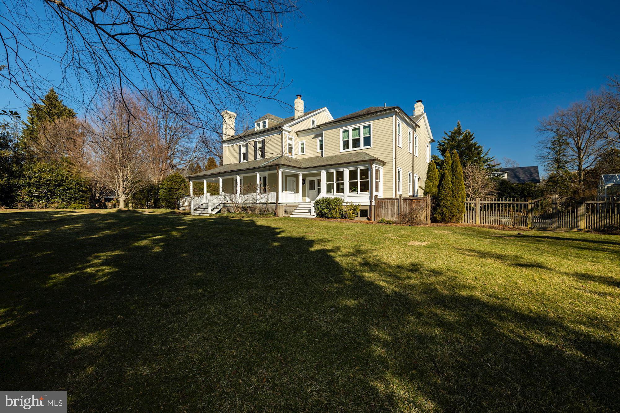 SOMERSET - Residential