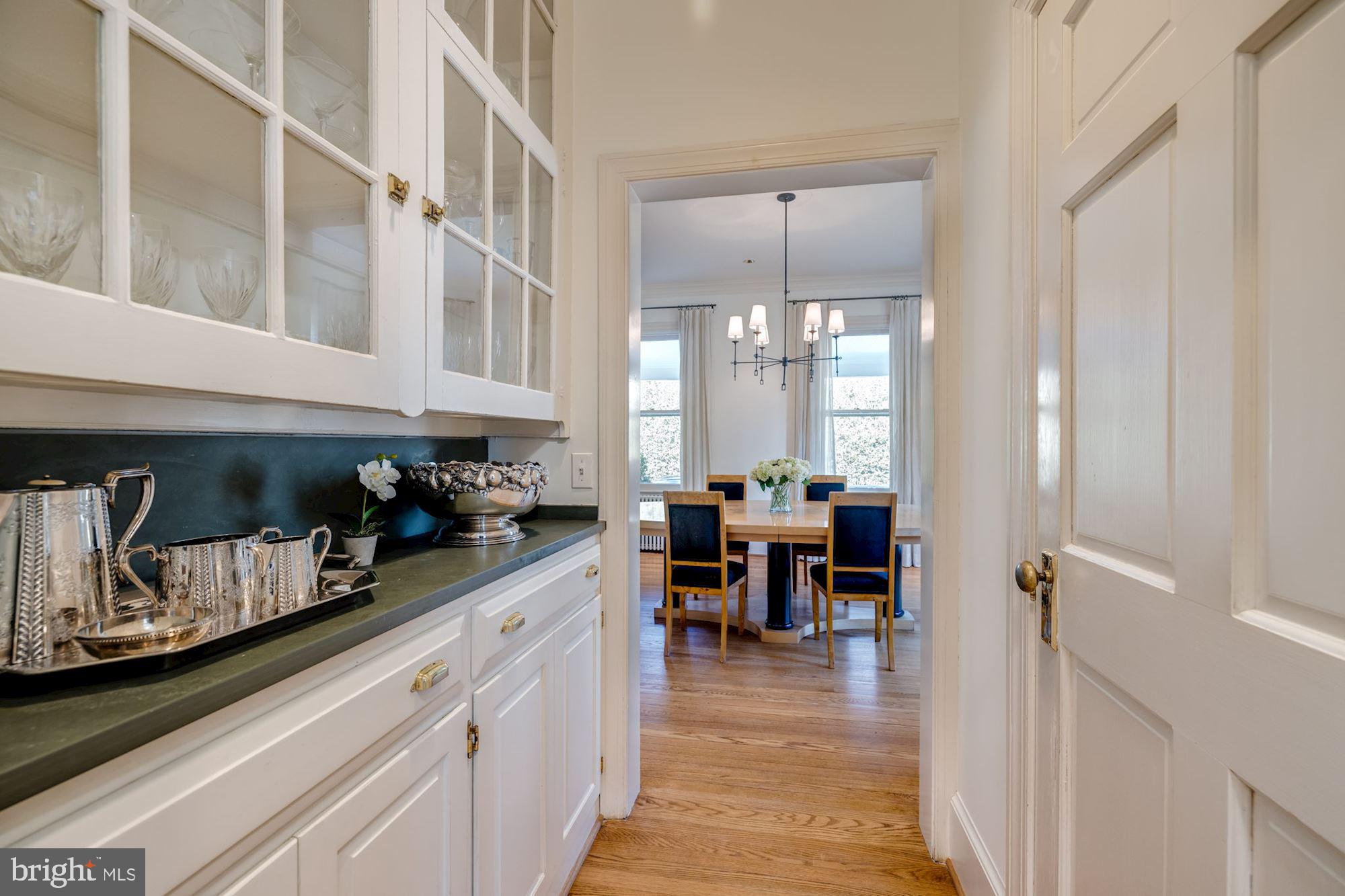 SOMERSET - Residential