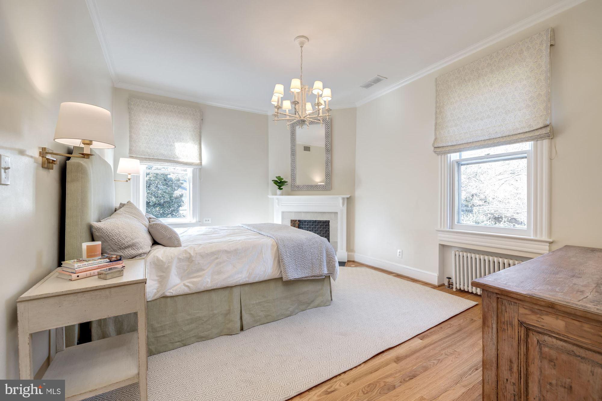 SOMERSET - Residential