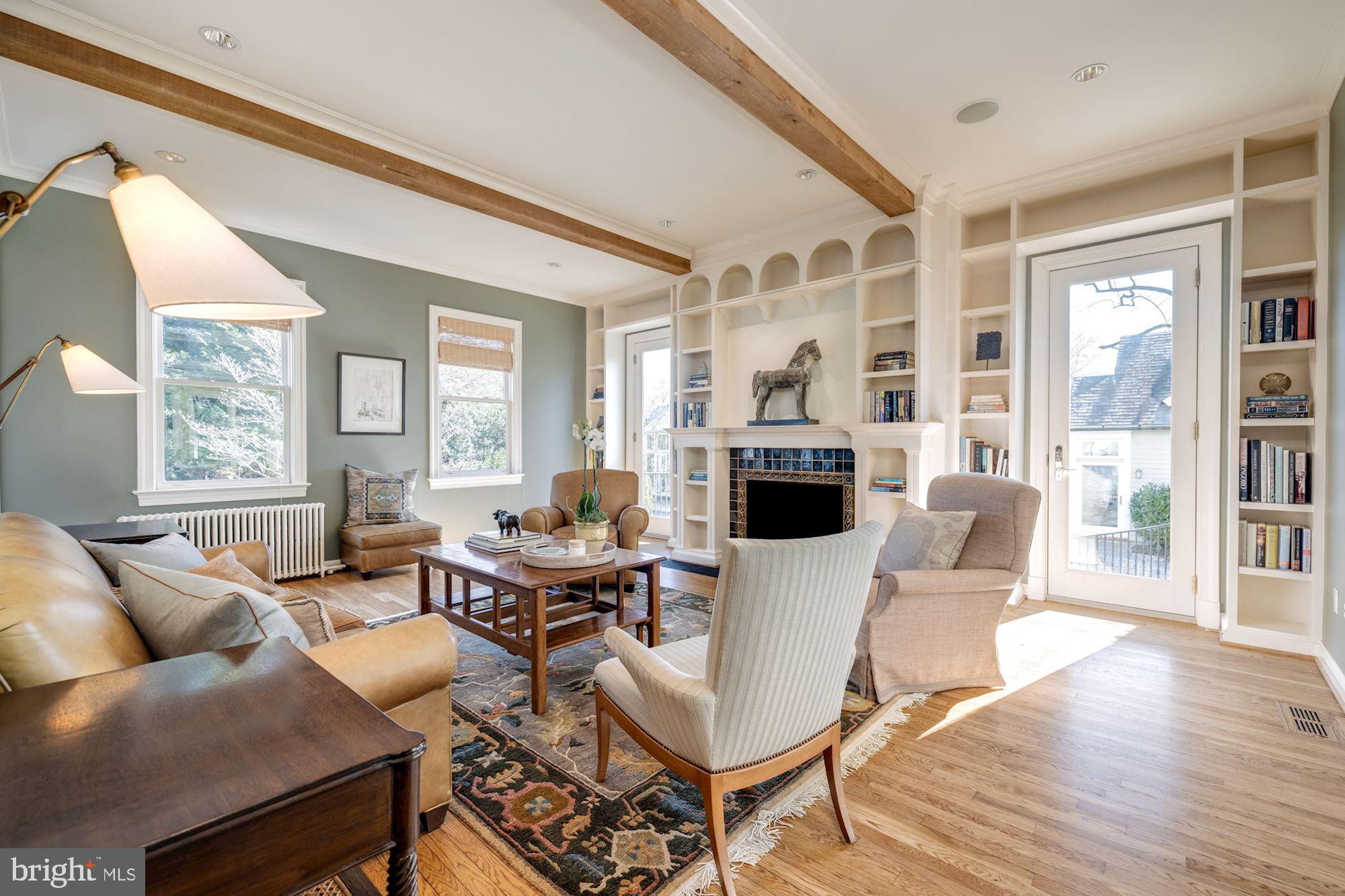 SOMERSET - Residential