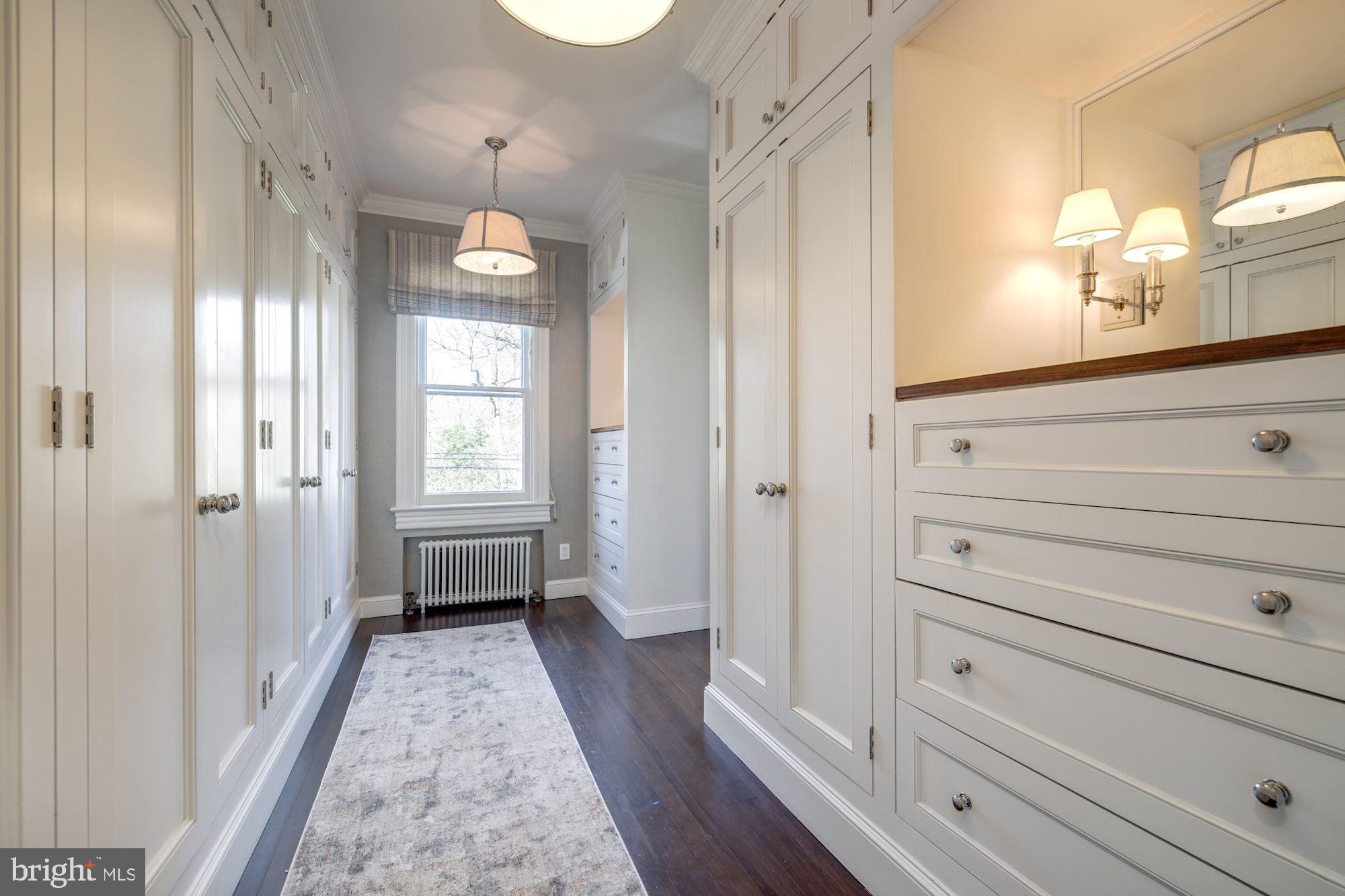 SOMERSET - Residential