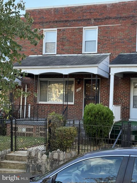 1343 QUEEN STREET NE WASHINGTON DC 20002