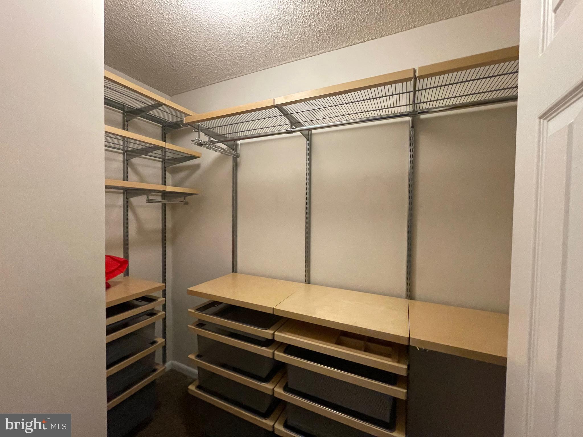 OLYMPUS CONDOMINIUM - Residential Lease