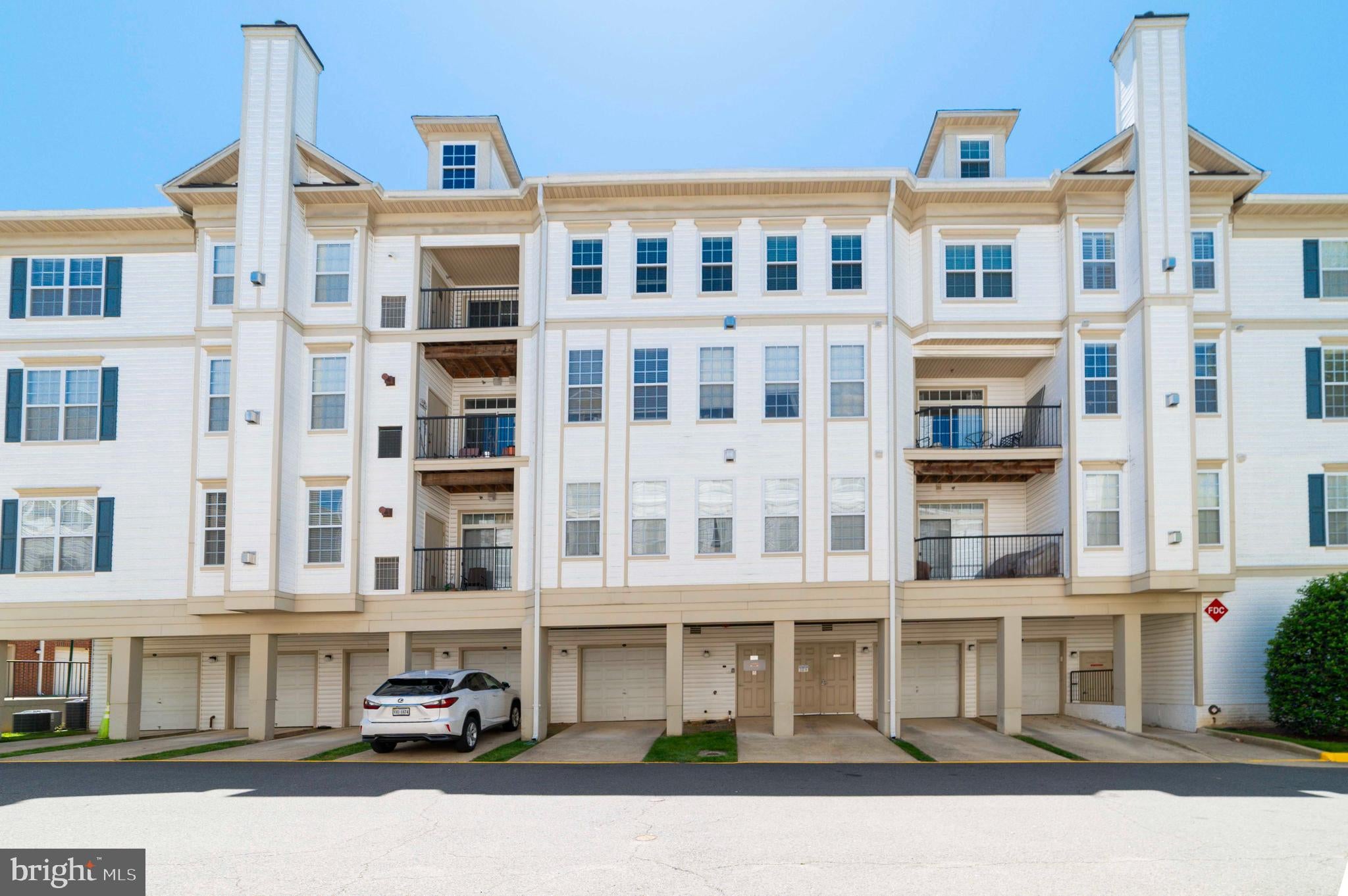 4191 LOCHLEVEN TRAIL 405