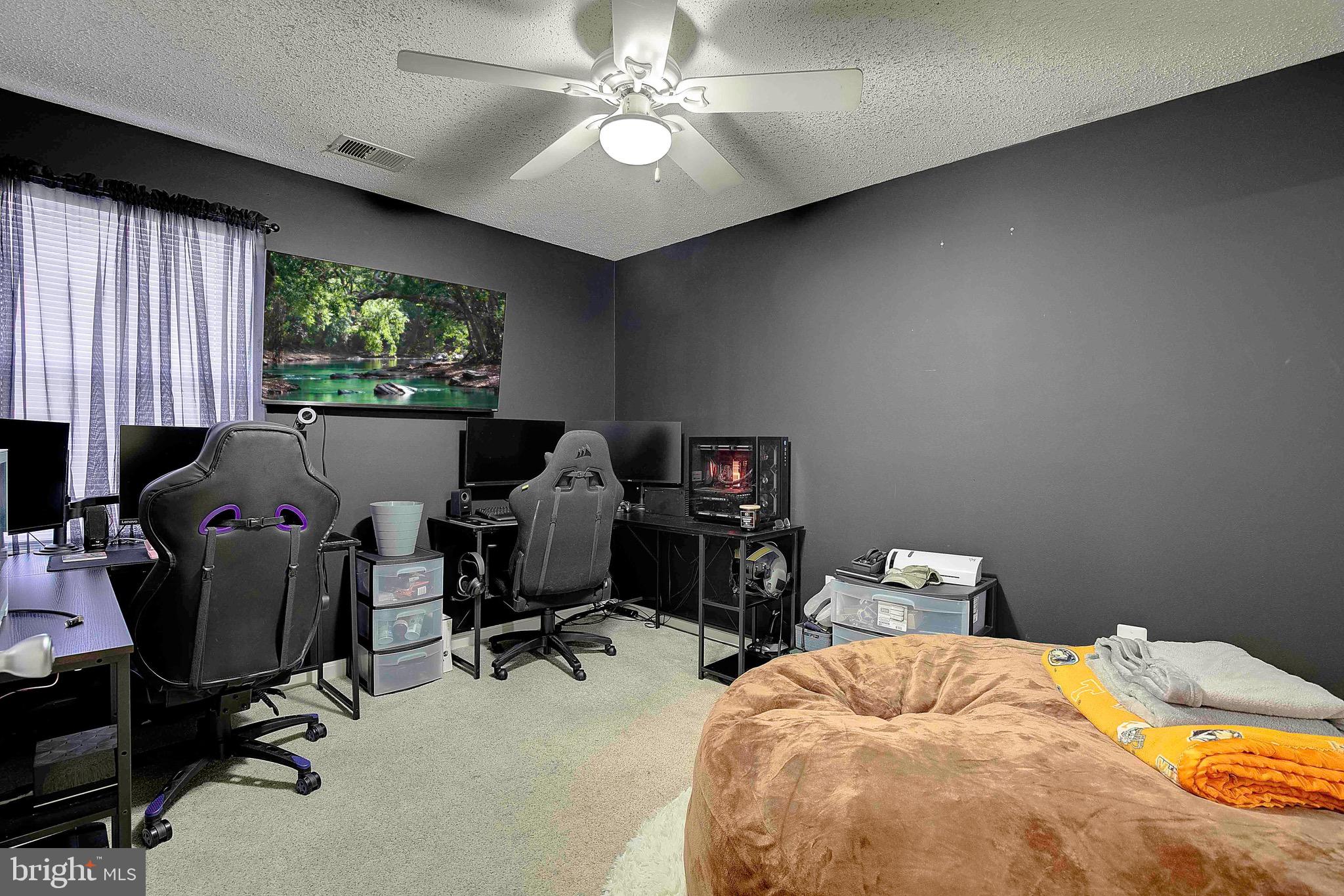 BROOKESIDE - Residential