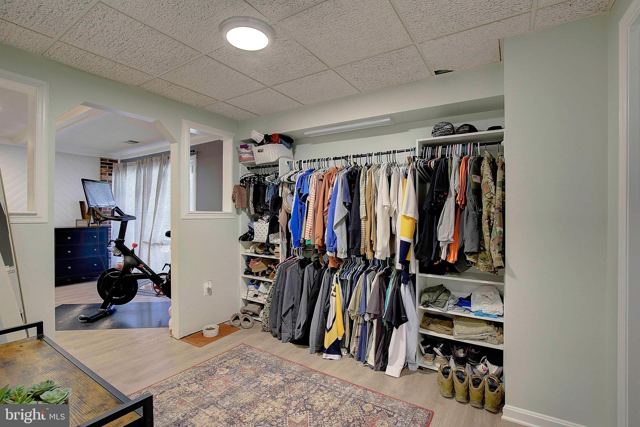 BROOKESIDE - Residential