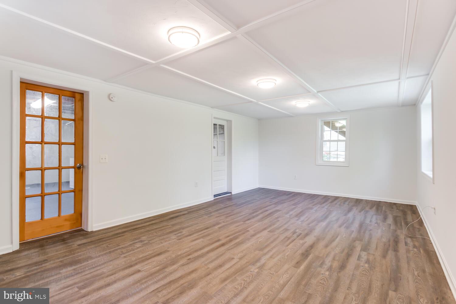 BEVERLY HILLS - Residential Lease