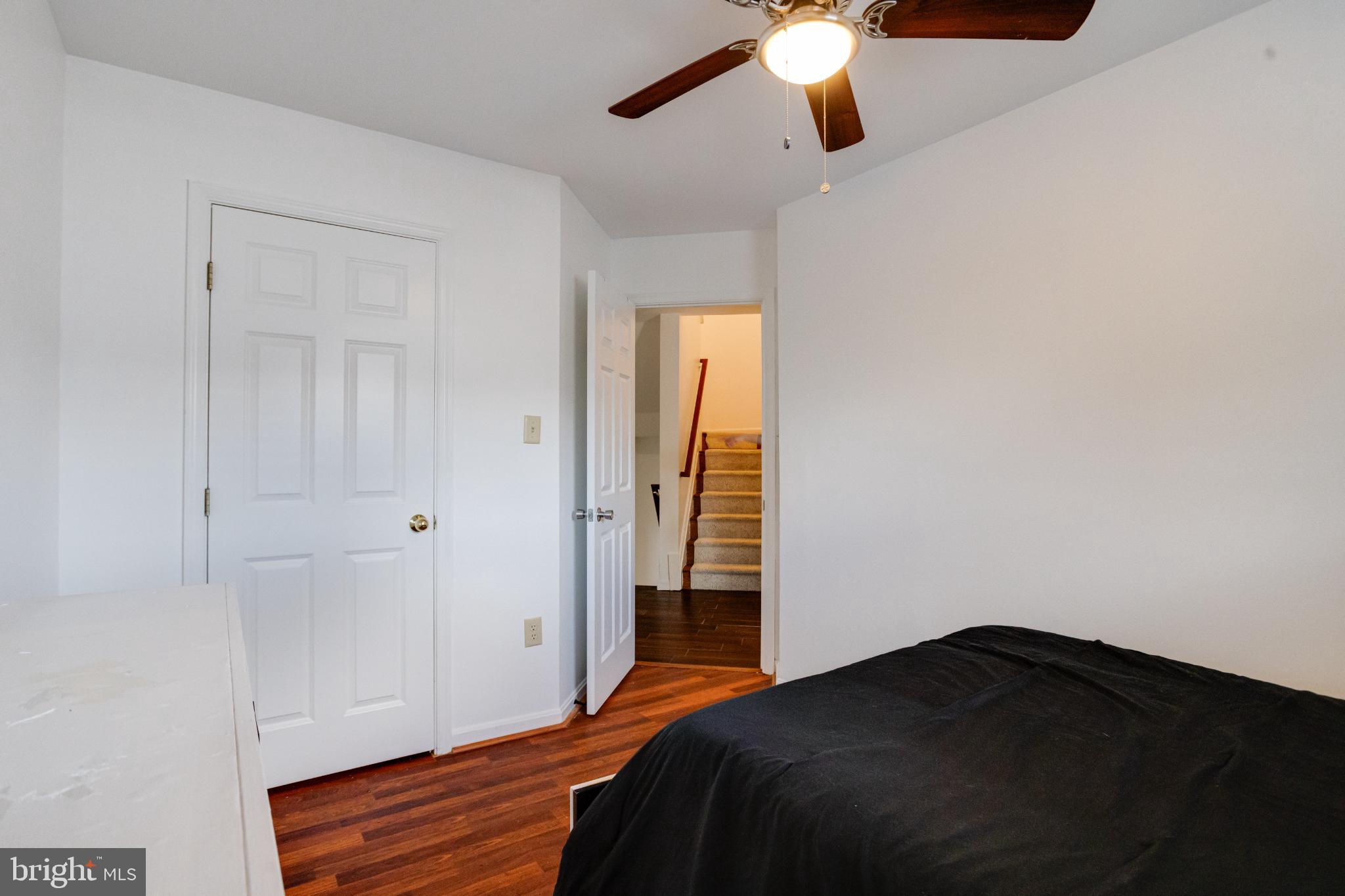 SEVEN OAKS - Residential