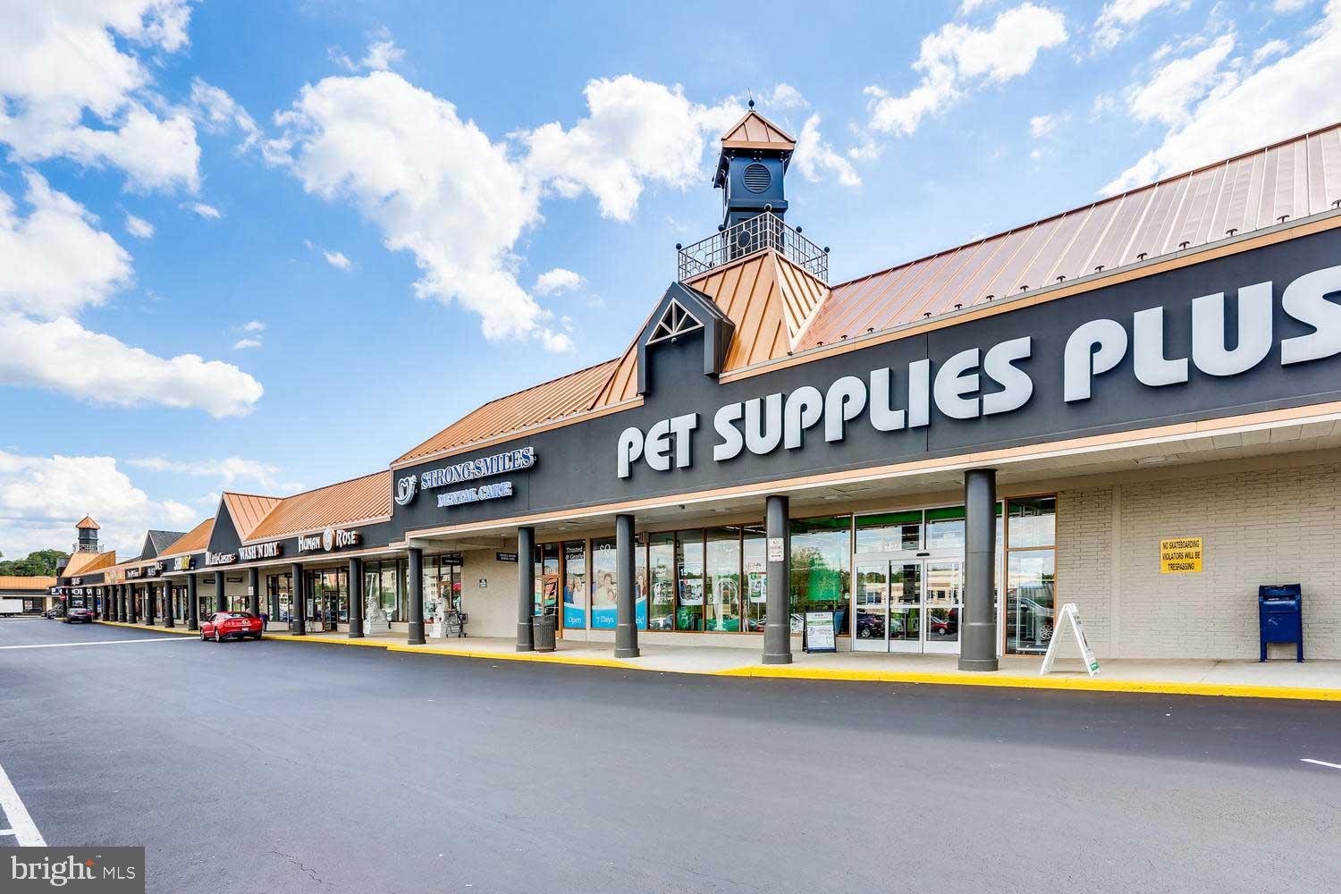 SEVEN OAKS - Residential