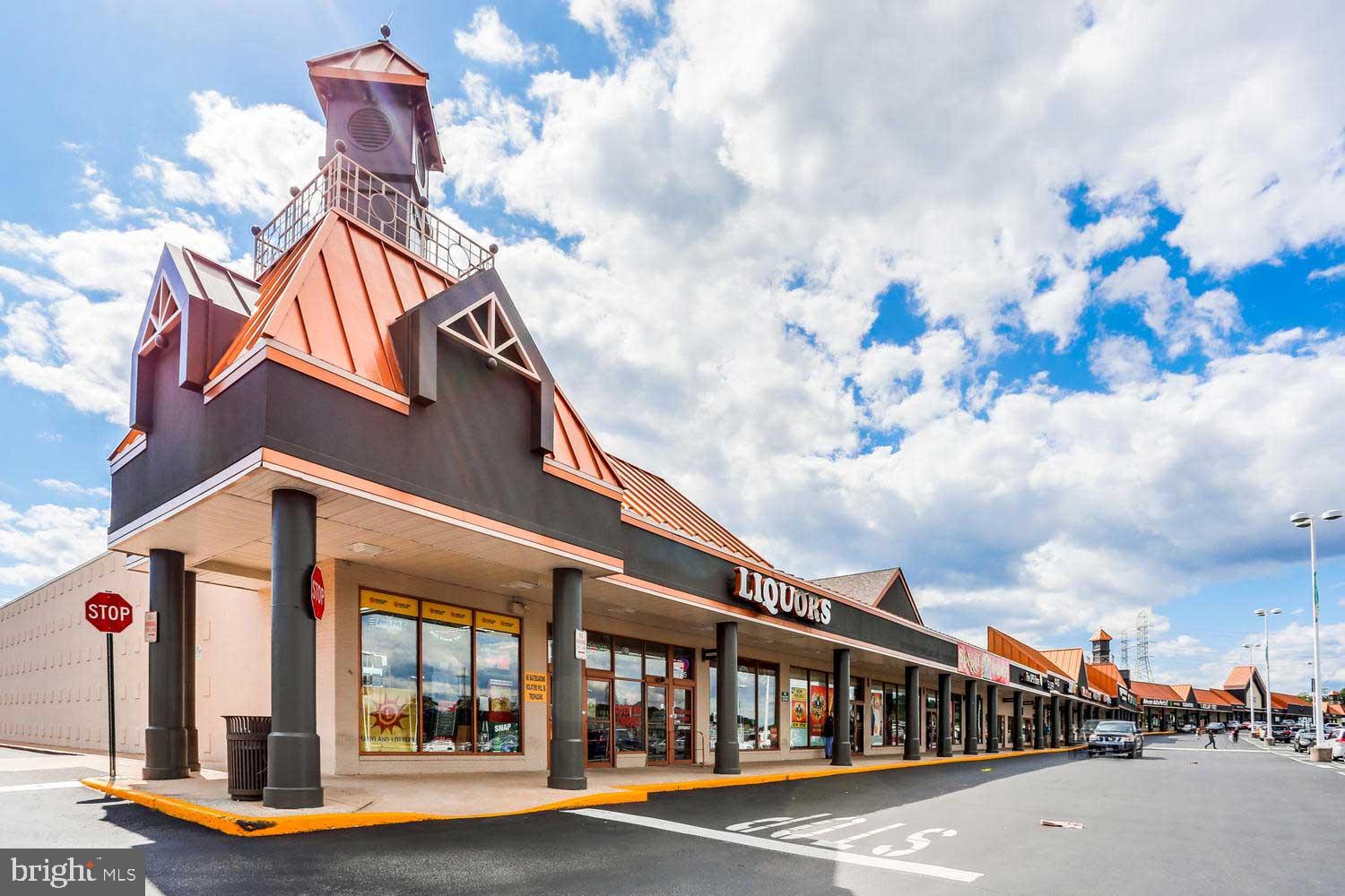 SEVEN OAKS - Residential