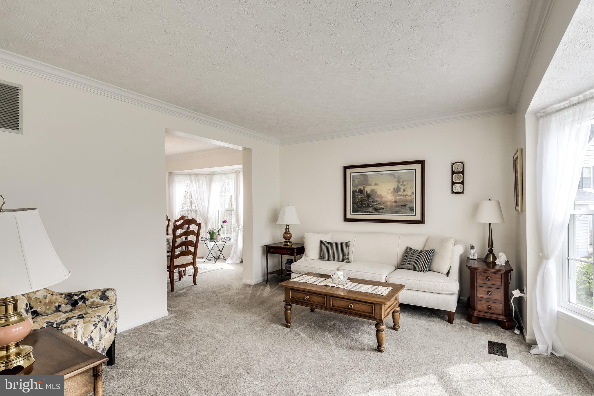 KINGS GRANT - Residential