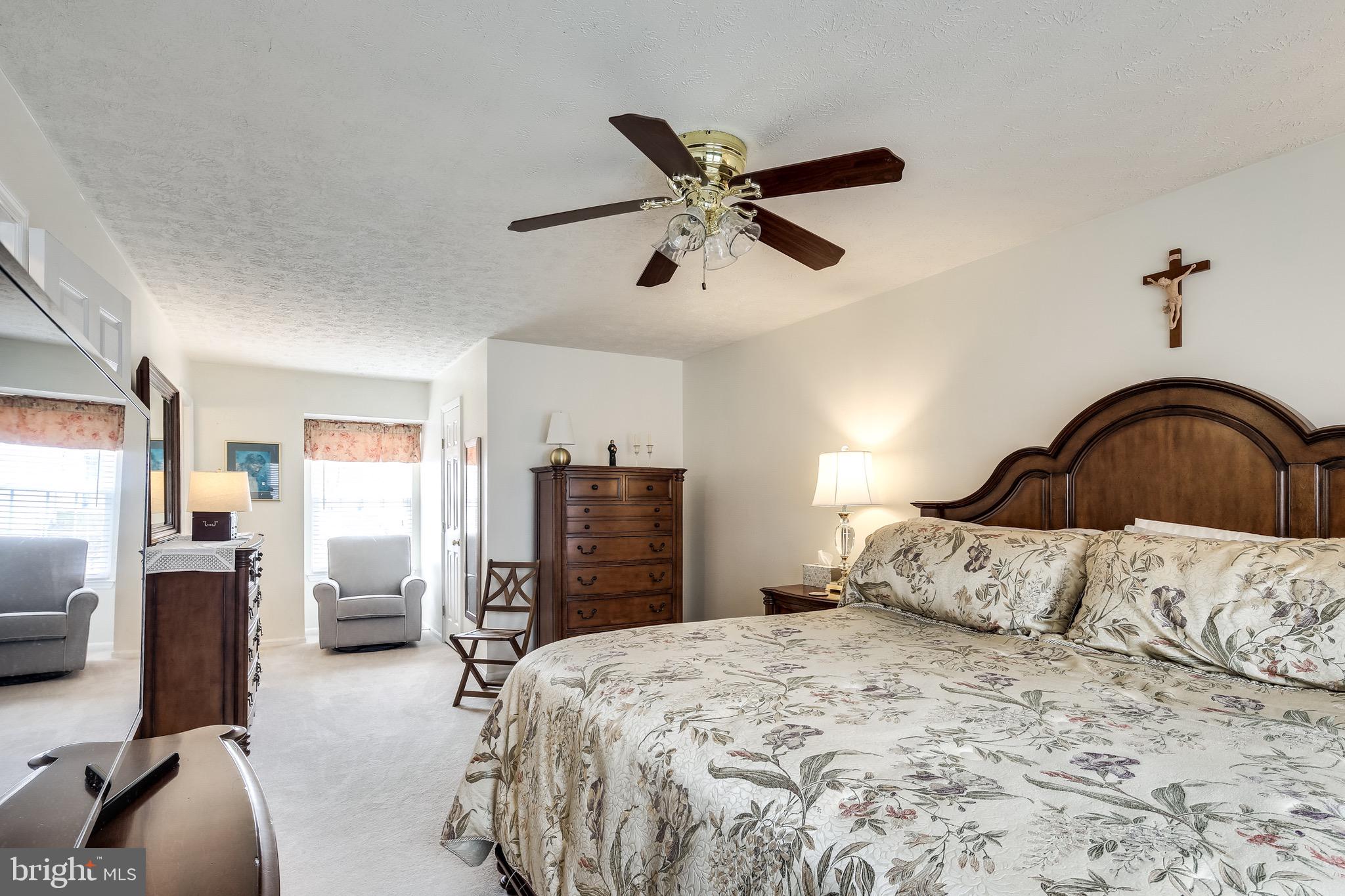 KINGS GRANT - Residential