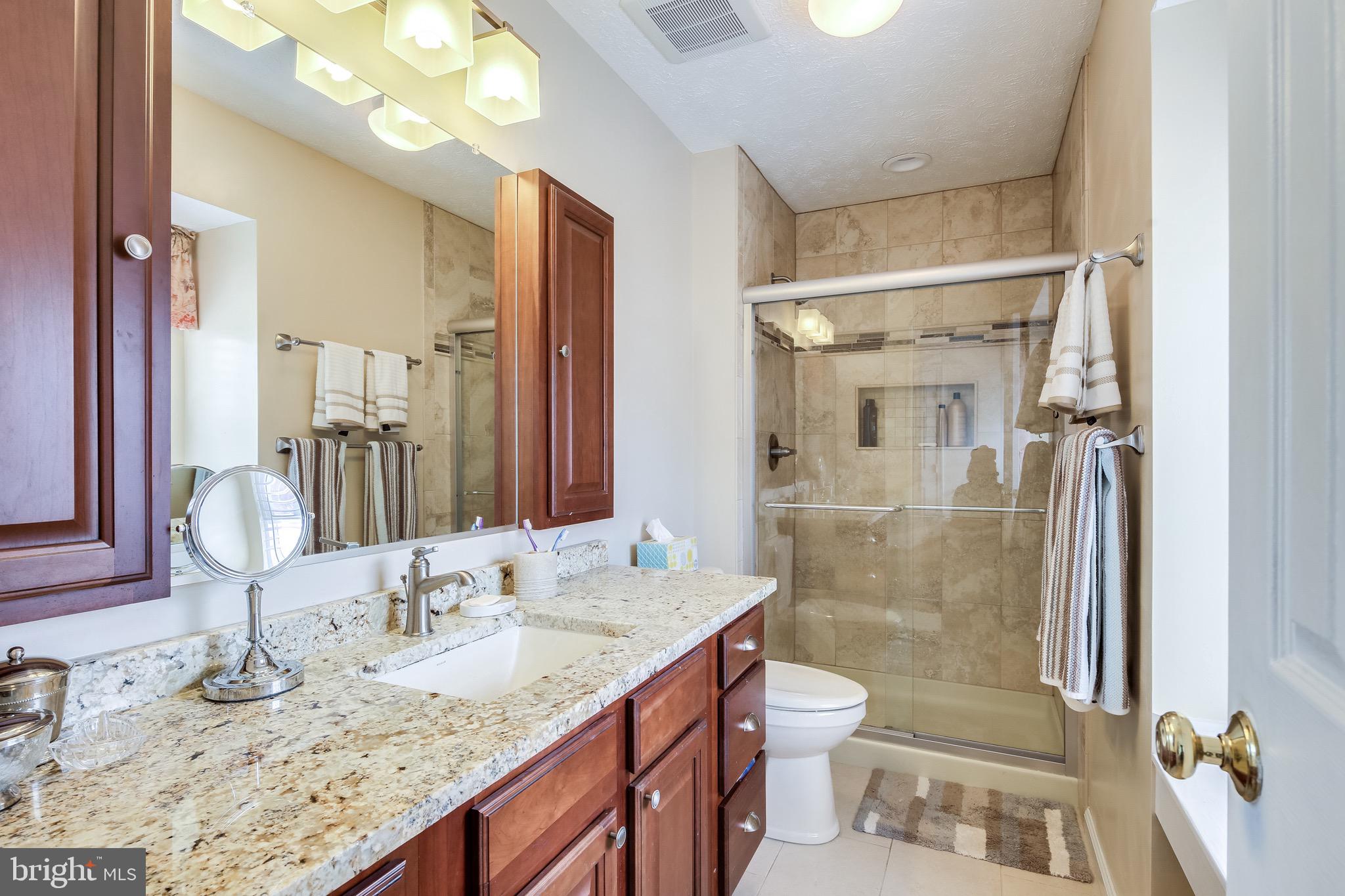 KINGS GRANT - Residential