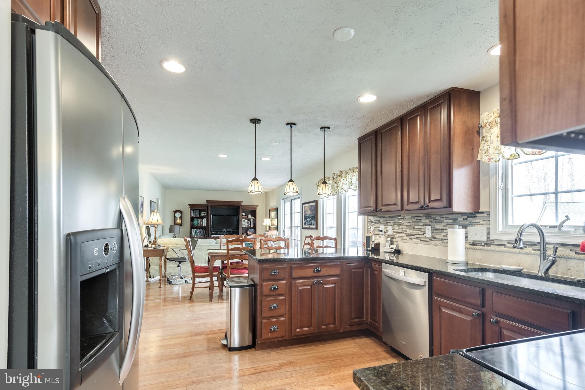 KINGS GRANT - Residential