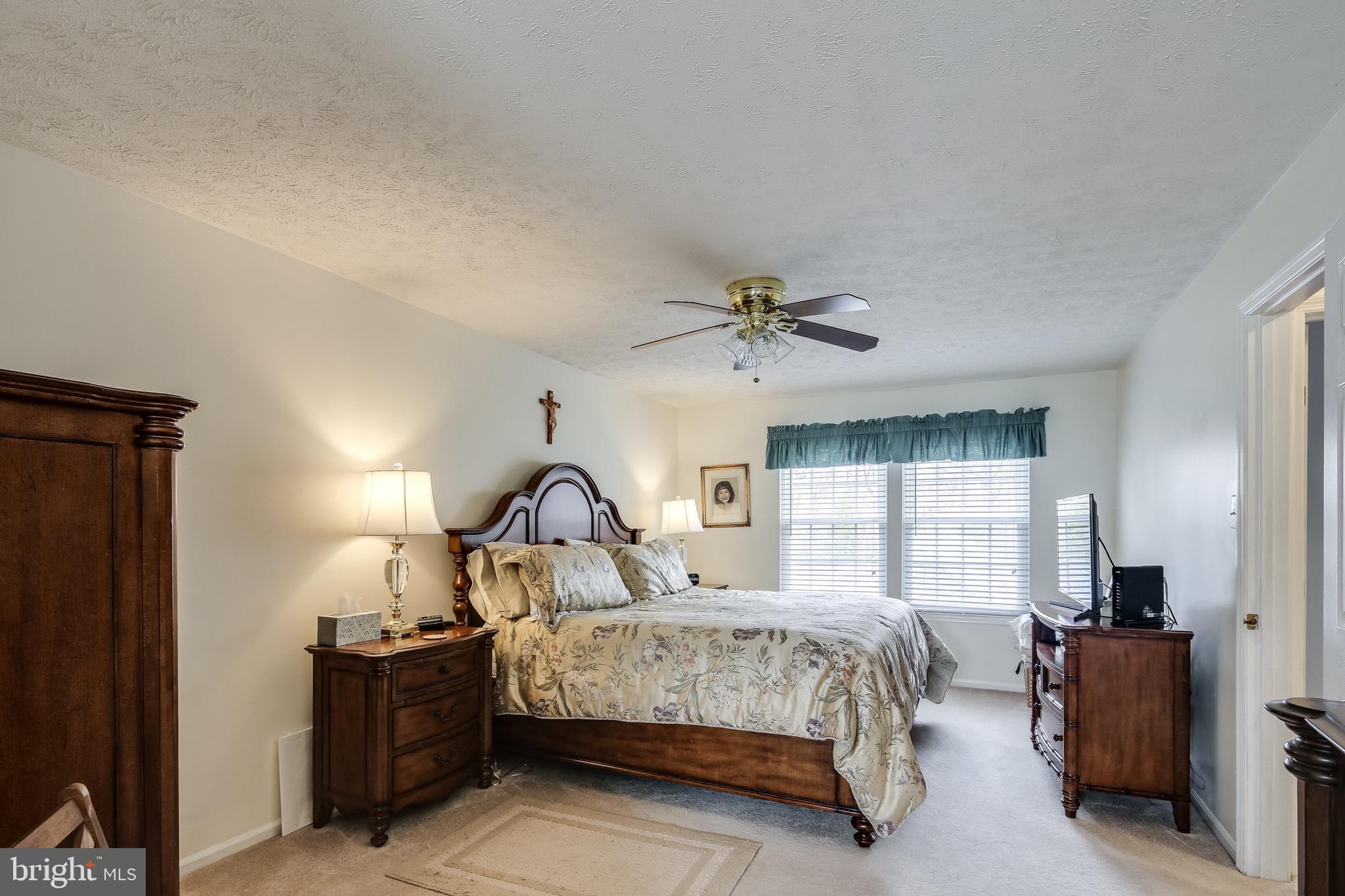 KINGS GRANT - Residential