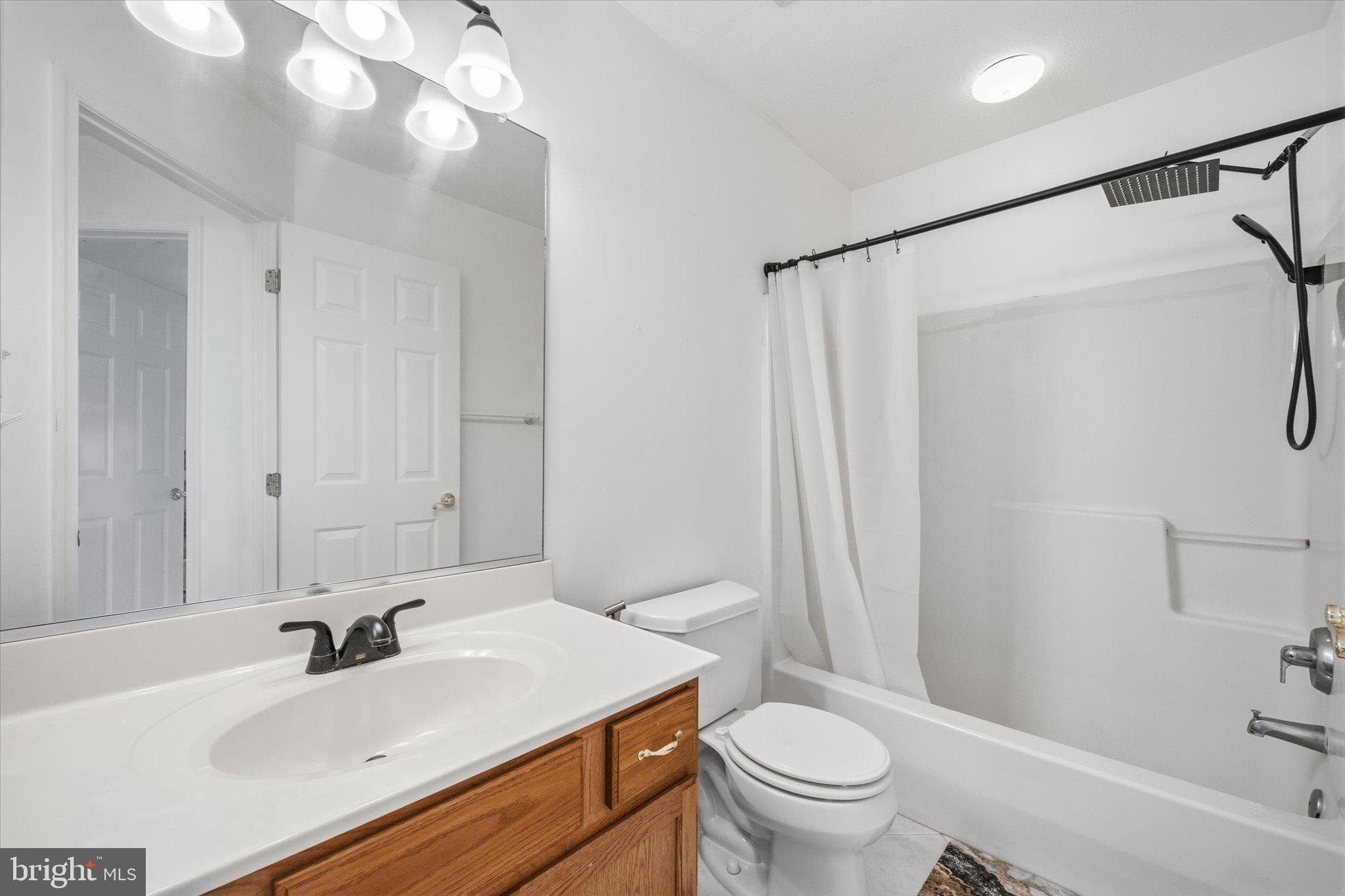 NEW MARKET WEST - Residential