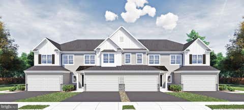Townhouse For Sale - 8 Valley Oak Road #37<br/> Chester County, GLENMOORE, PA 19343