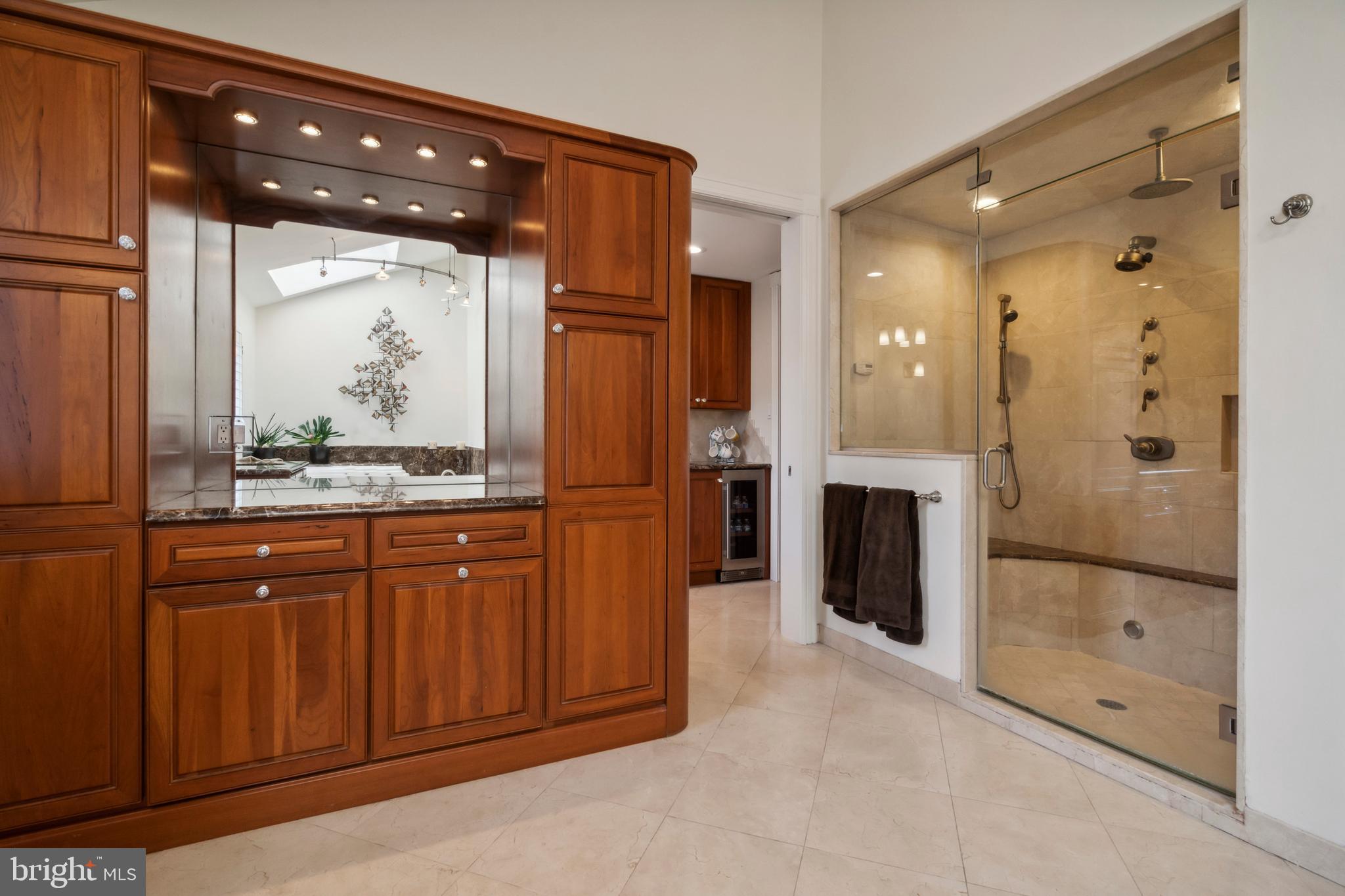 LONG LANE FARMS 3 - Residential