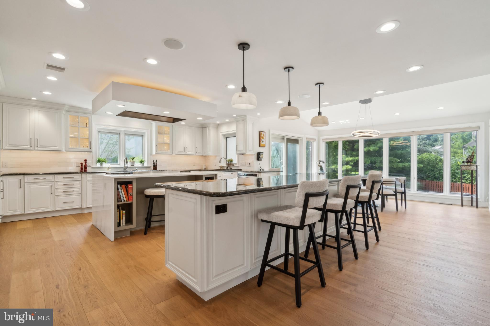 LONG LANE FARMS 3 - Residential