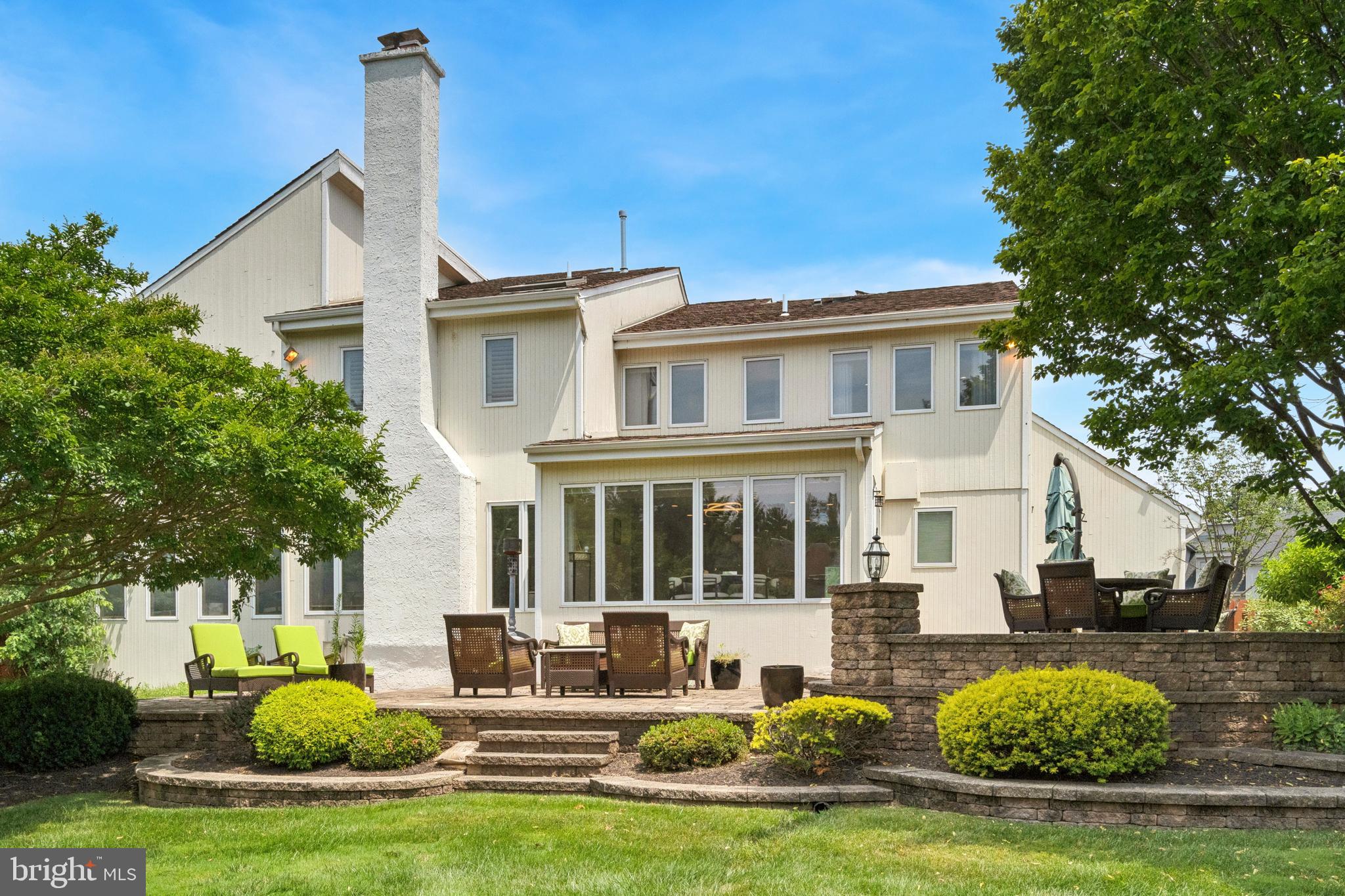 LONG LANE FARMS 3 - Residential