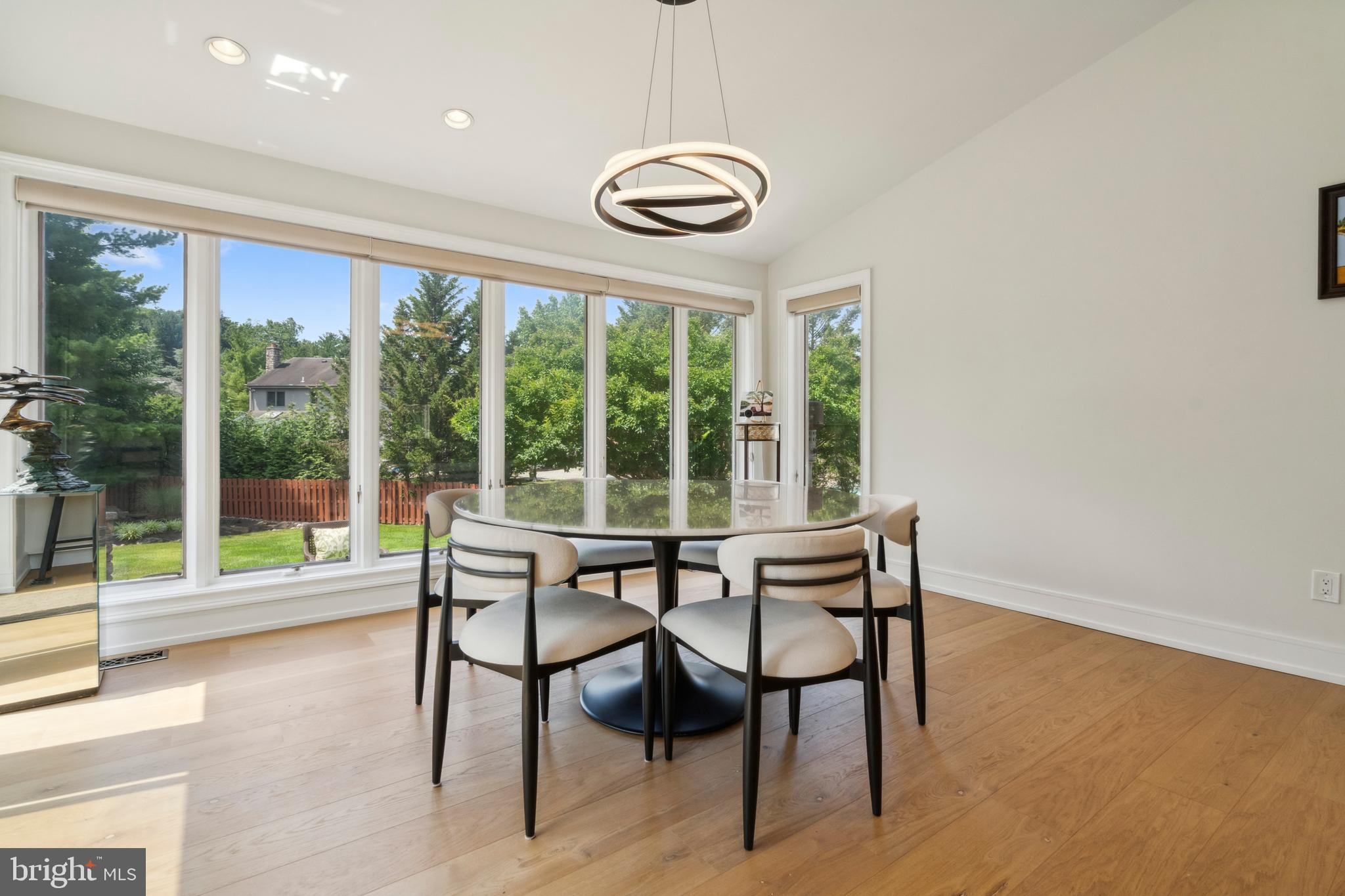 LONG LANE FARMS 3 - Residential