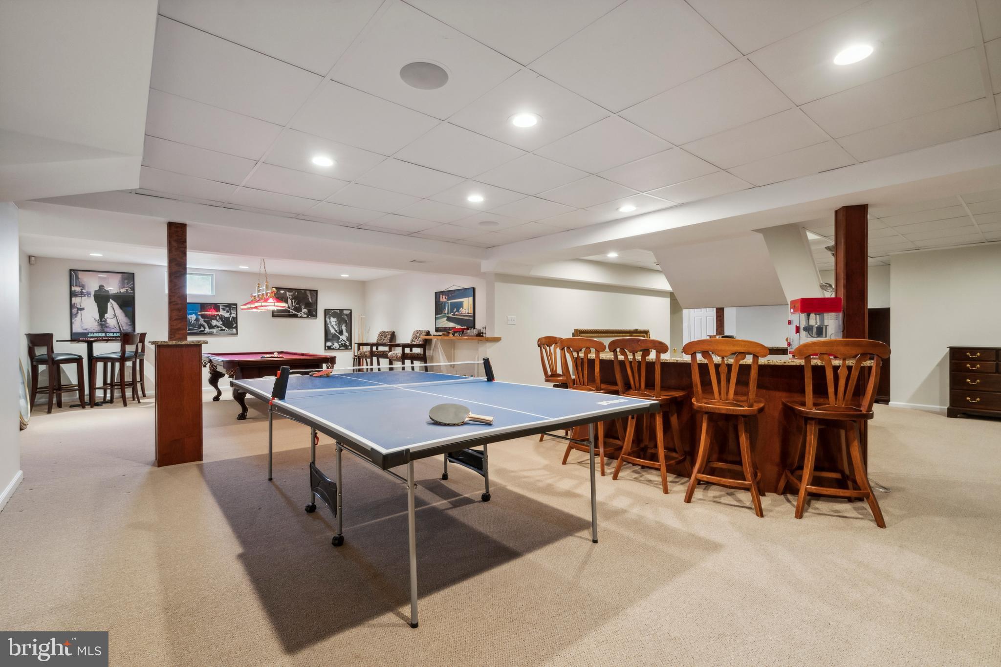 LONG LANE FARMS 3 - Residential