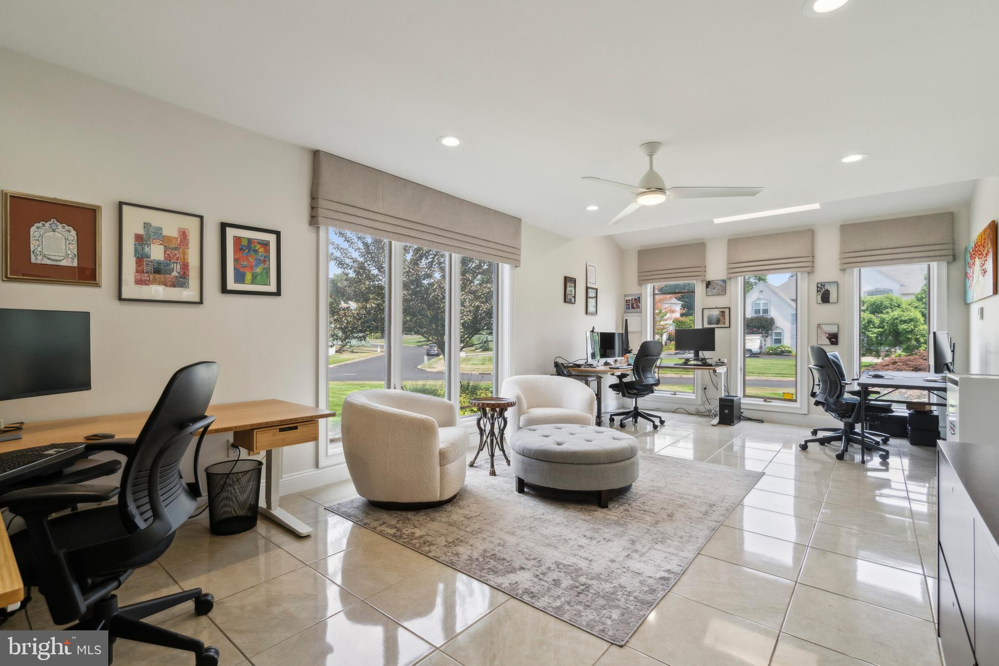 LONG LANE FARMS 3 - Residential