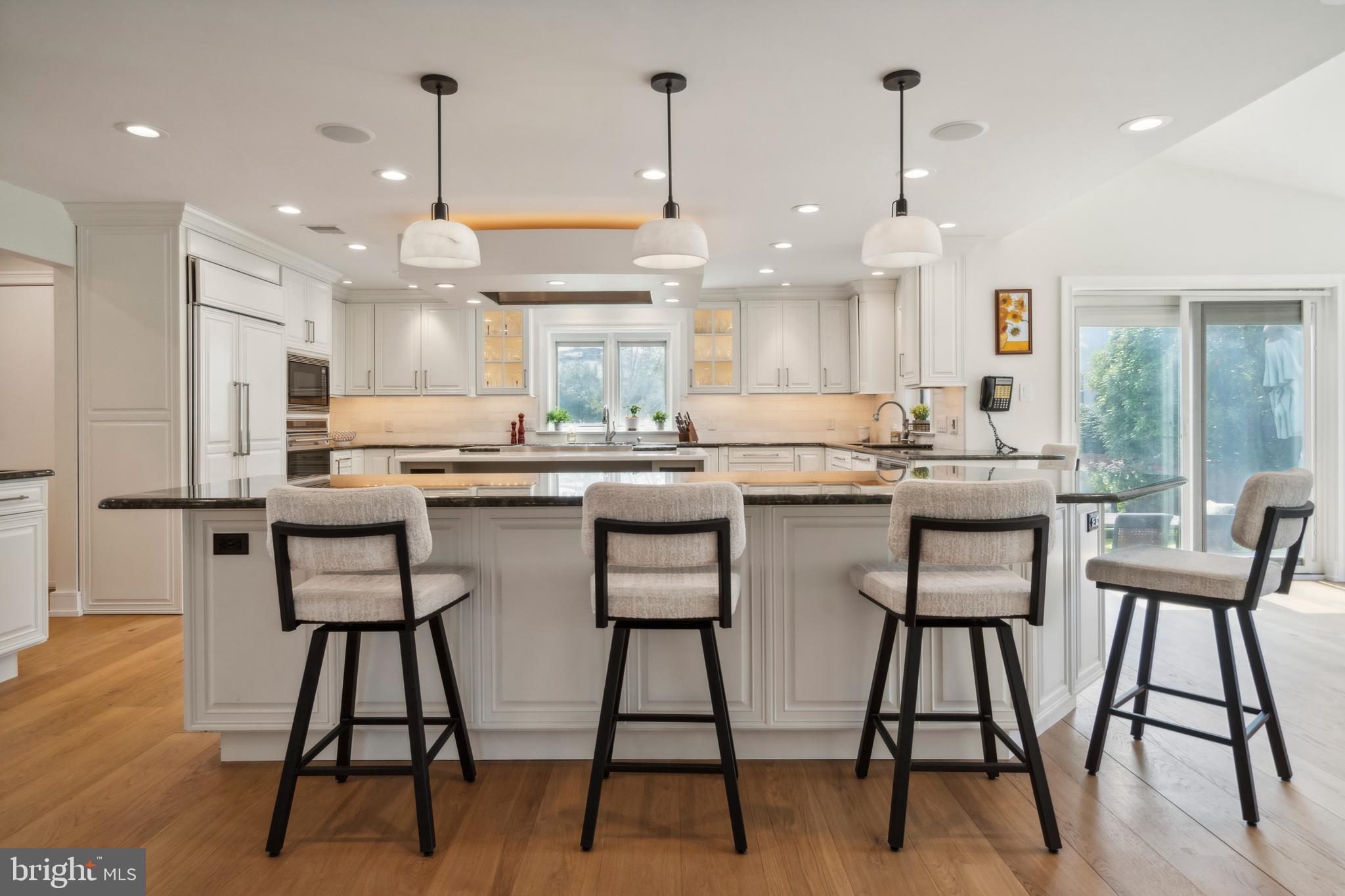 LONG LANE FARMS 3 - Residential