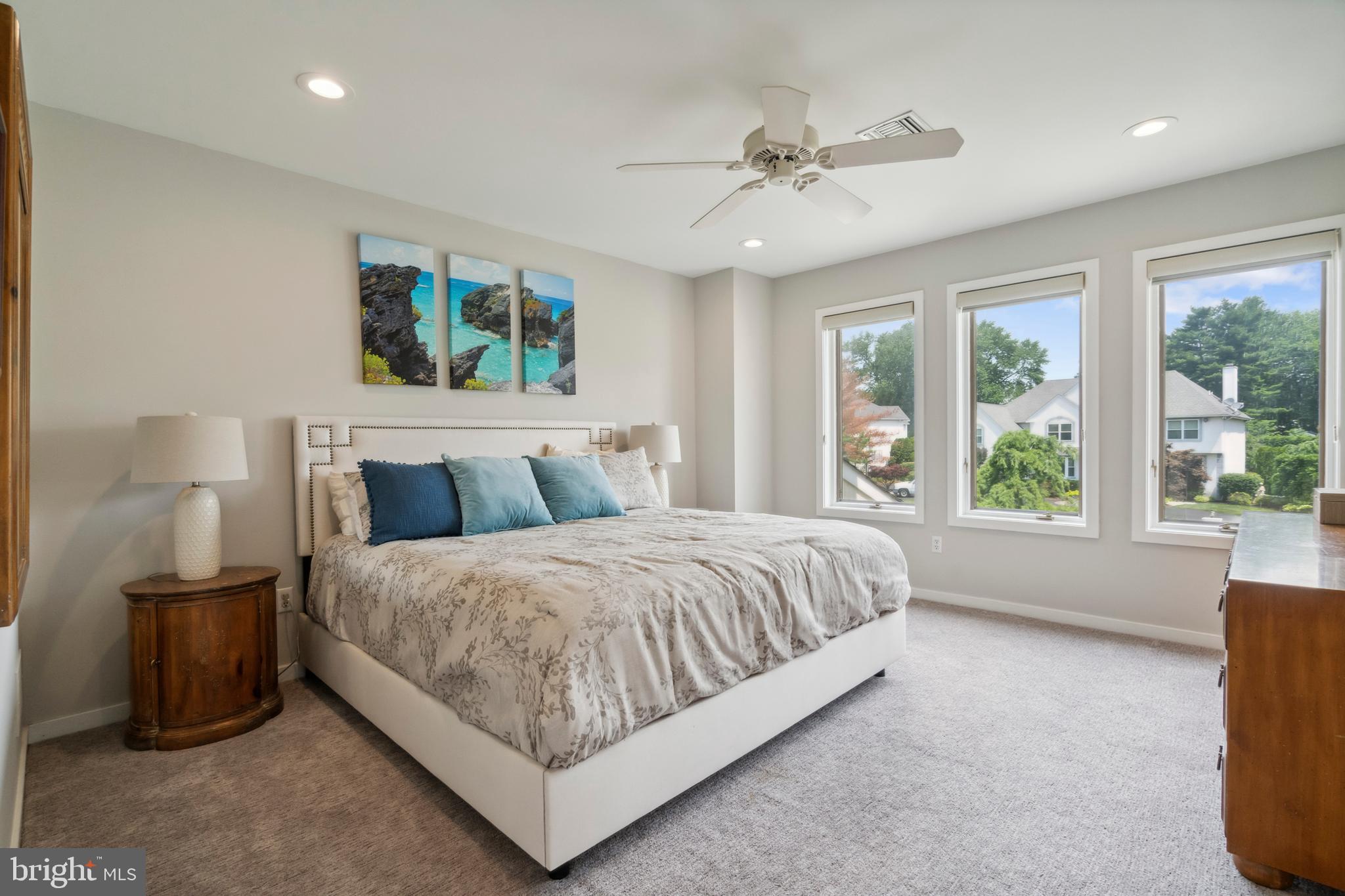 LONG LANE FARMS 3 - Residential