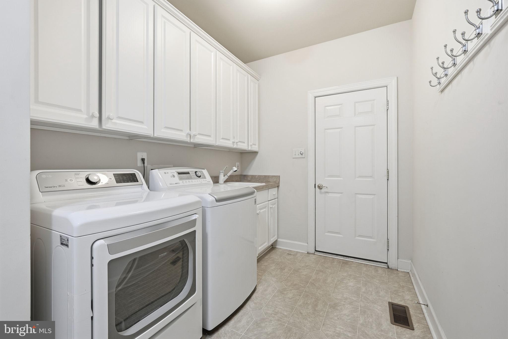 FAWN LAKE - Residential