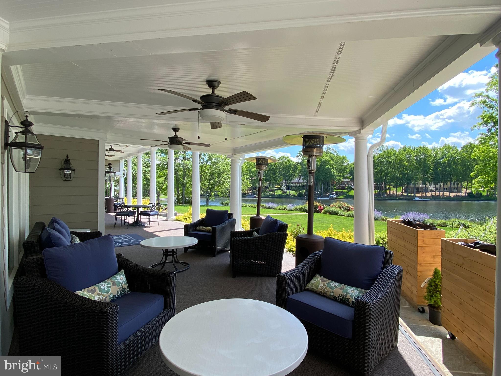 FAWN LAKE - Residential