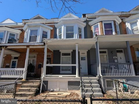 Townhouse For Sale - 1642 N Ashburton Street<br/> BALTIMORE, MD 21216