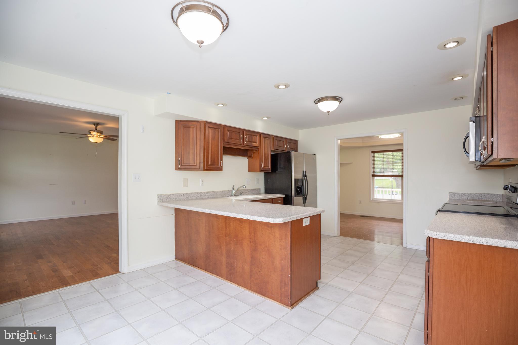 SHAFFER HILLS - Residential Lease