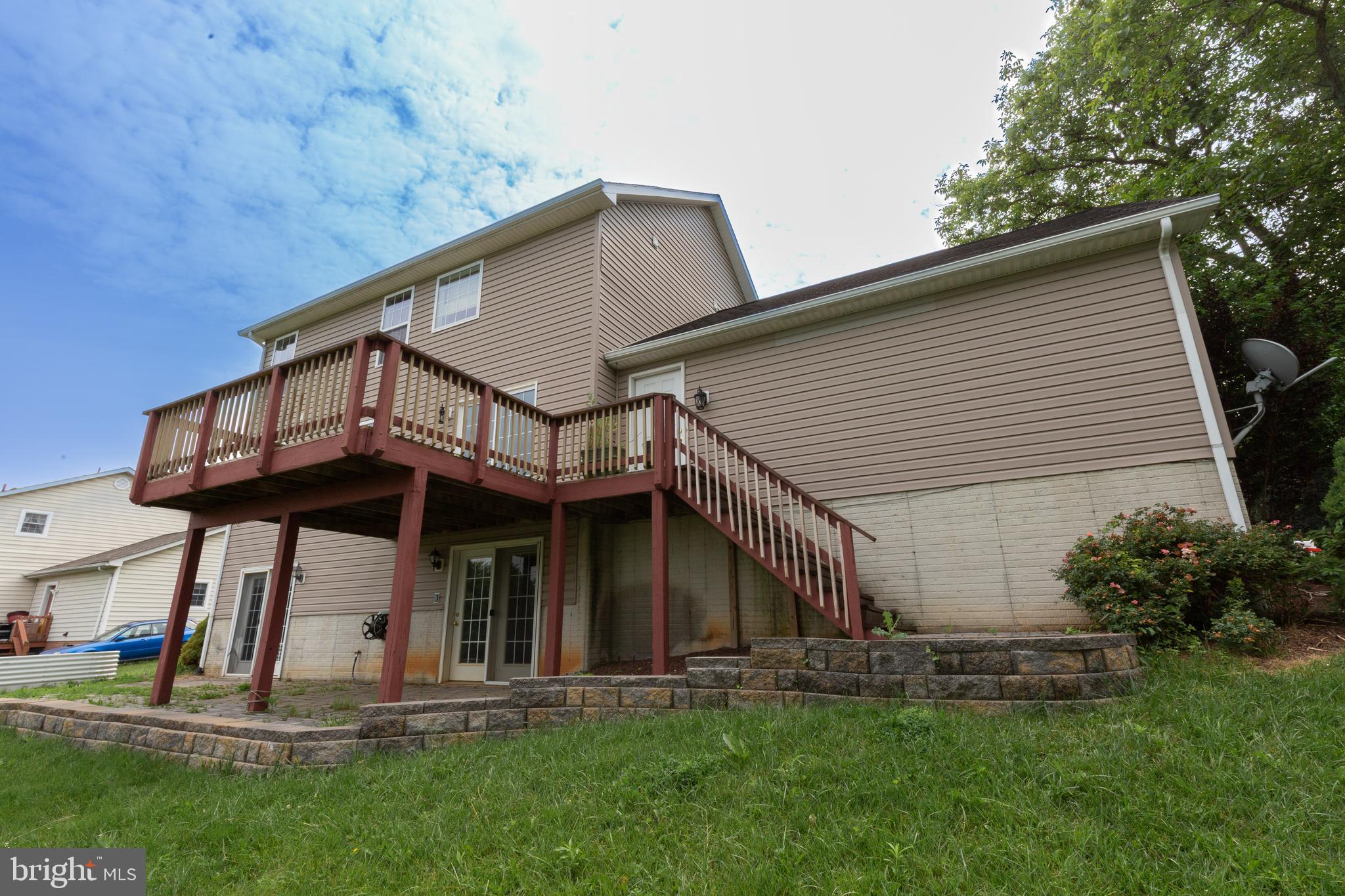 SHAFFER HILLS - Residential Lease