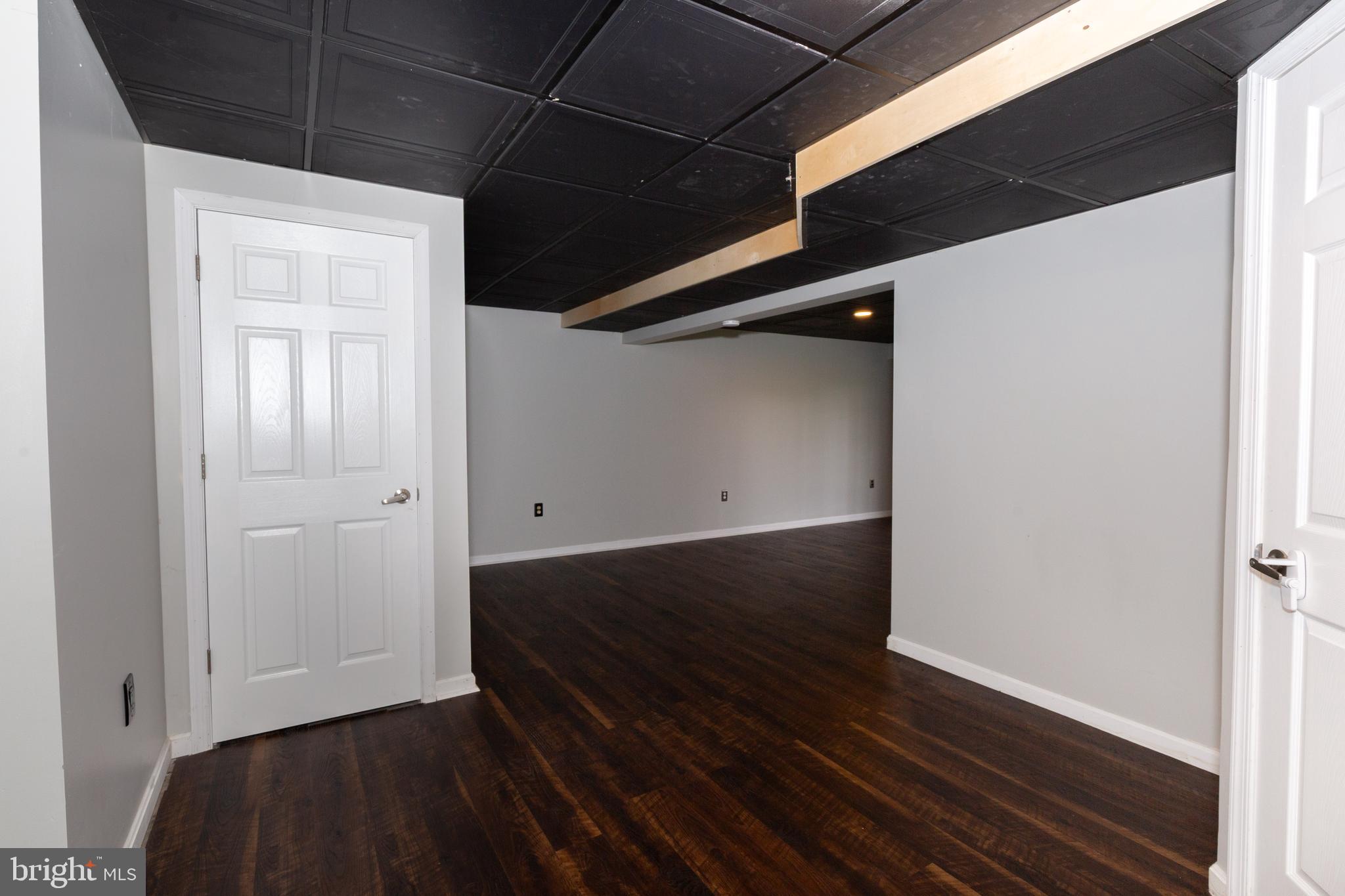 SHAFFER HILLS - Residential Lease