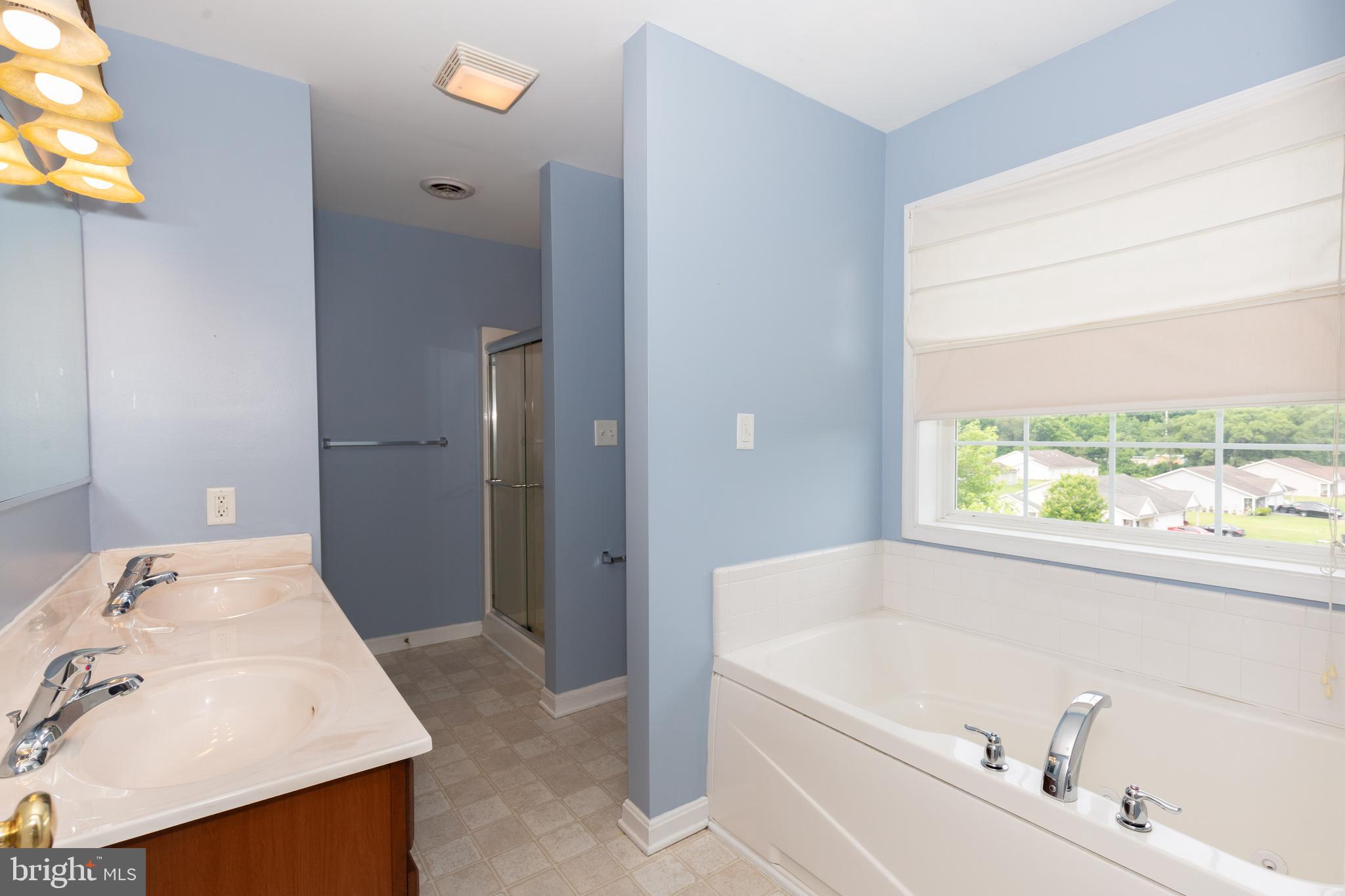 SHAFFER HILLS - Residential Lease