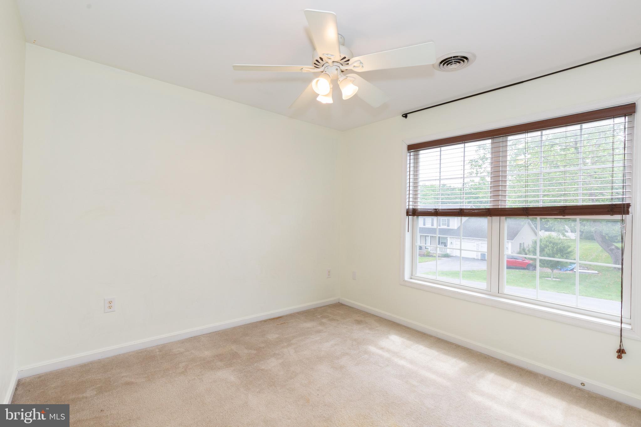 SHAFFER HILLS - Residential Lease