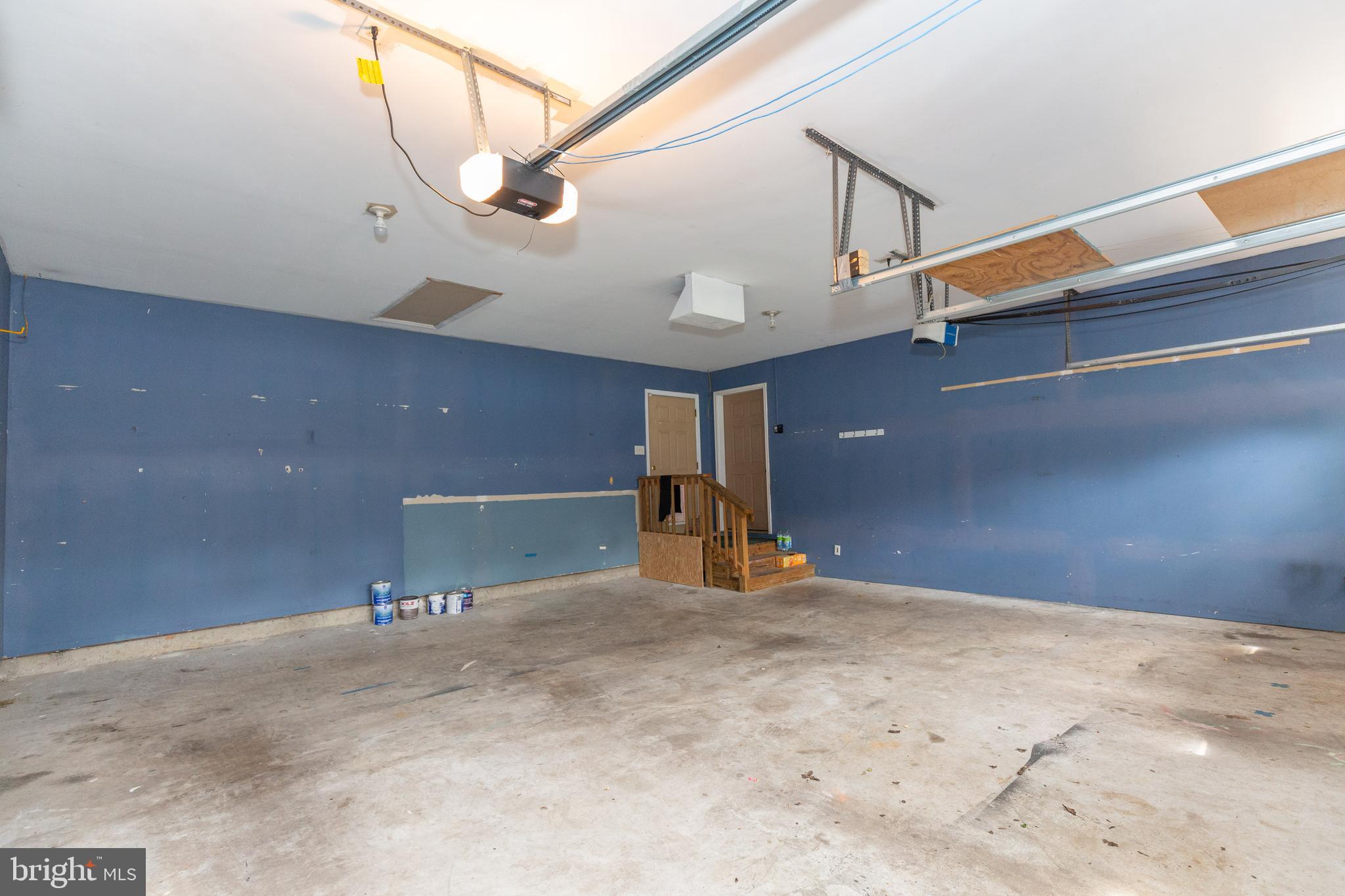 SHAFFER HILLS - Residential Lease