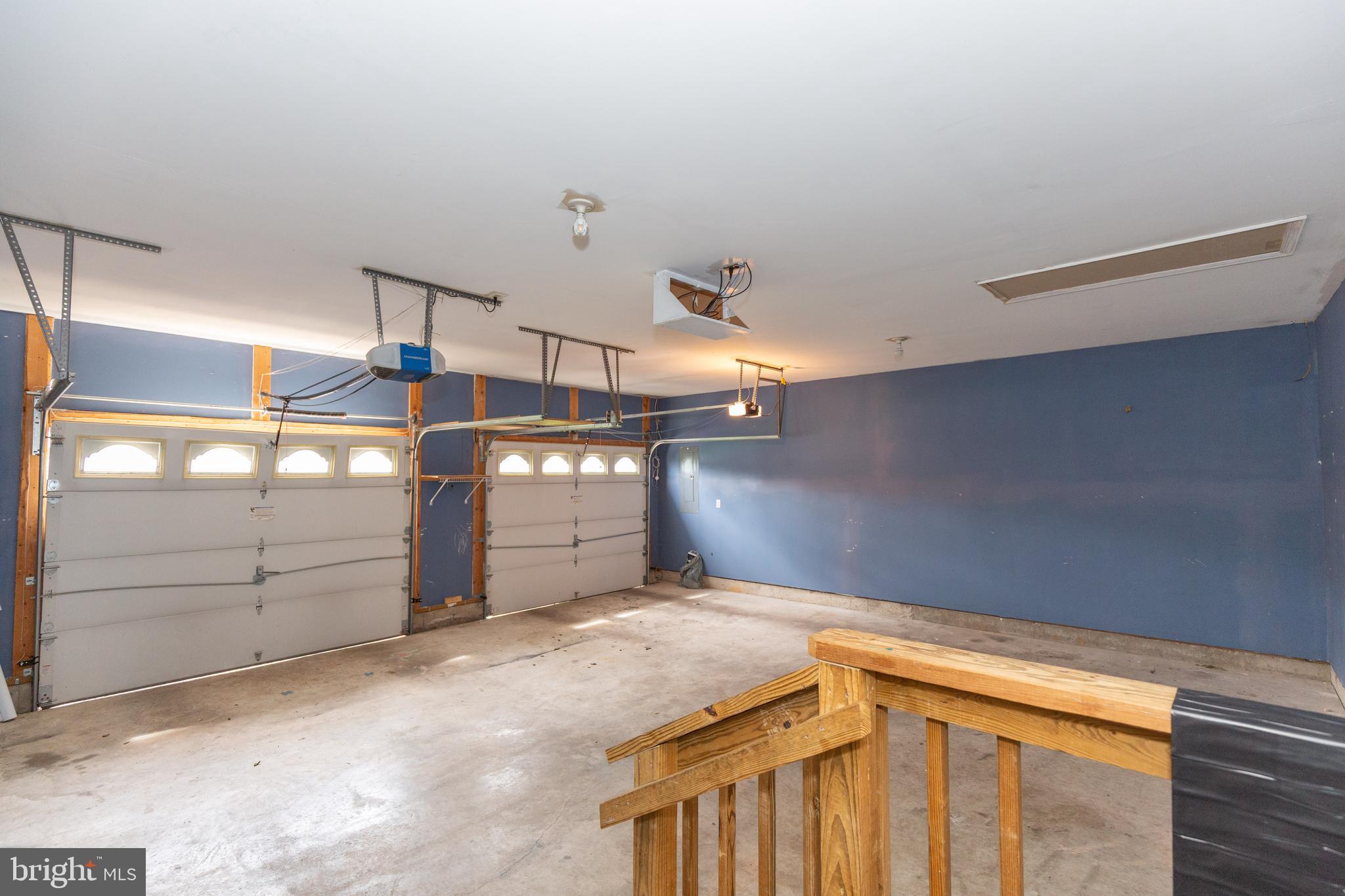 SHAFFER HILLS - Residential Lease