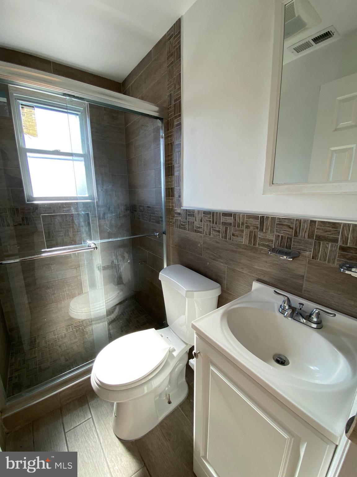 NORRIS SQUARE - Residential Income