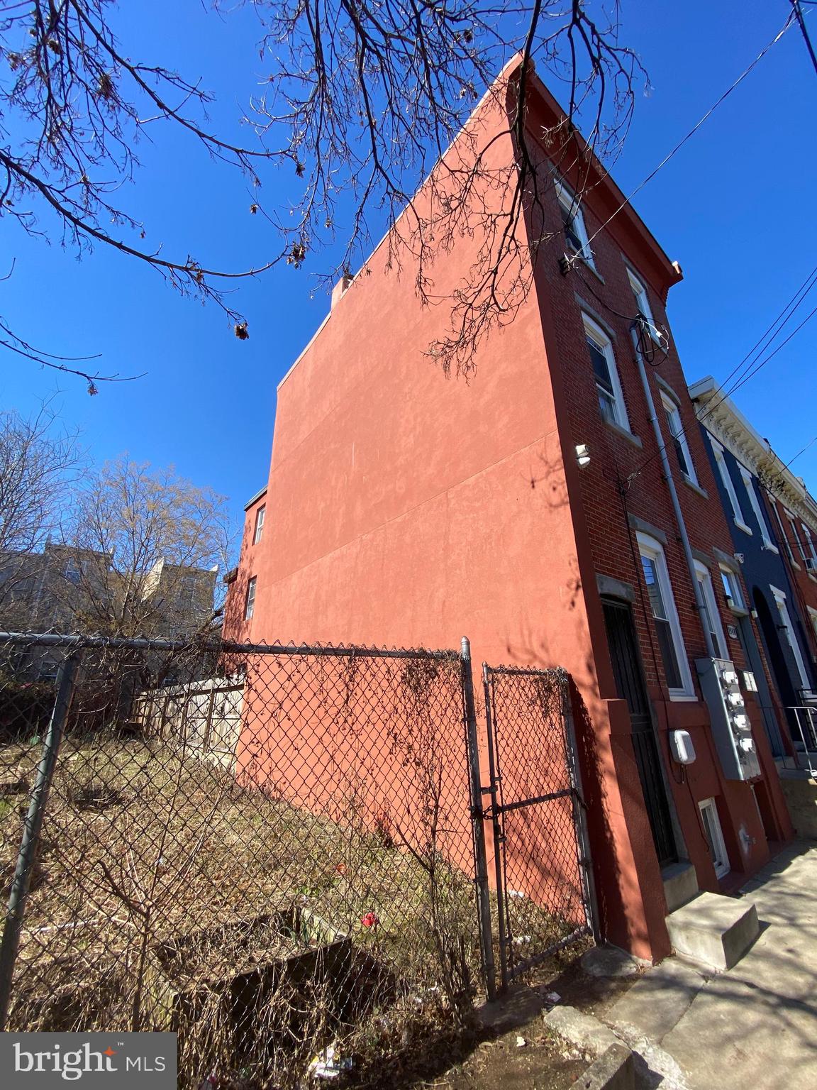 NORRIS SQUARE - Residential Income