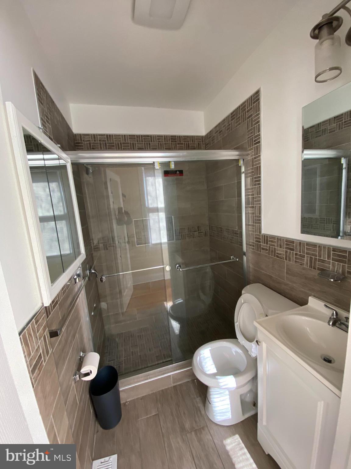 NORRIS SQUARE - Residential Income