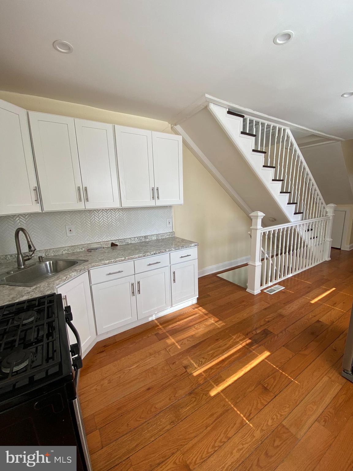 NORRIS SQUARE - Residential Income