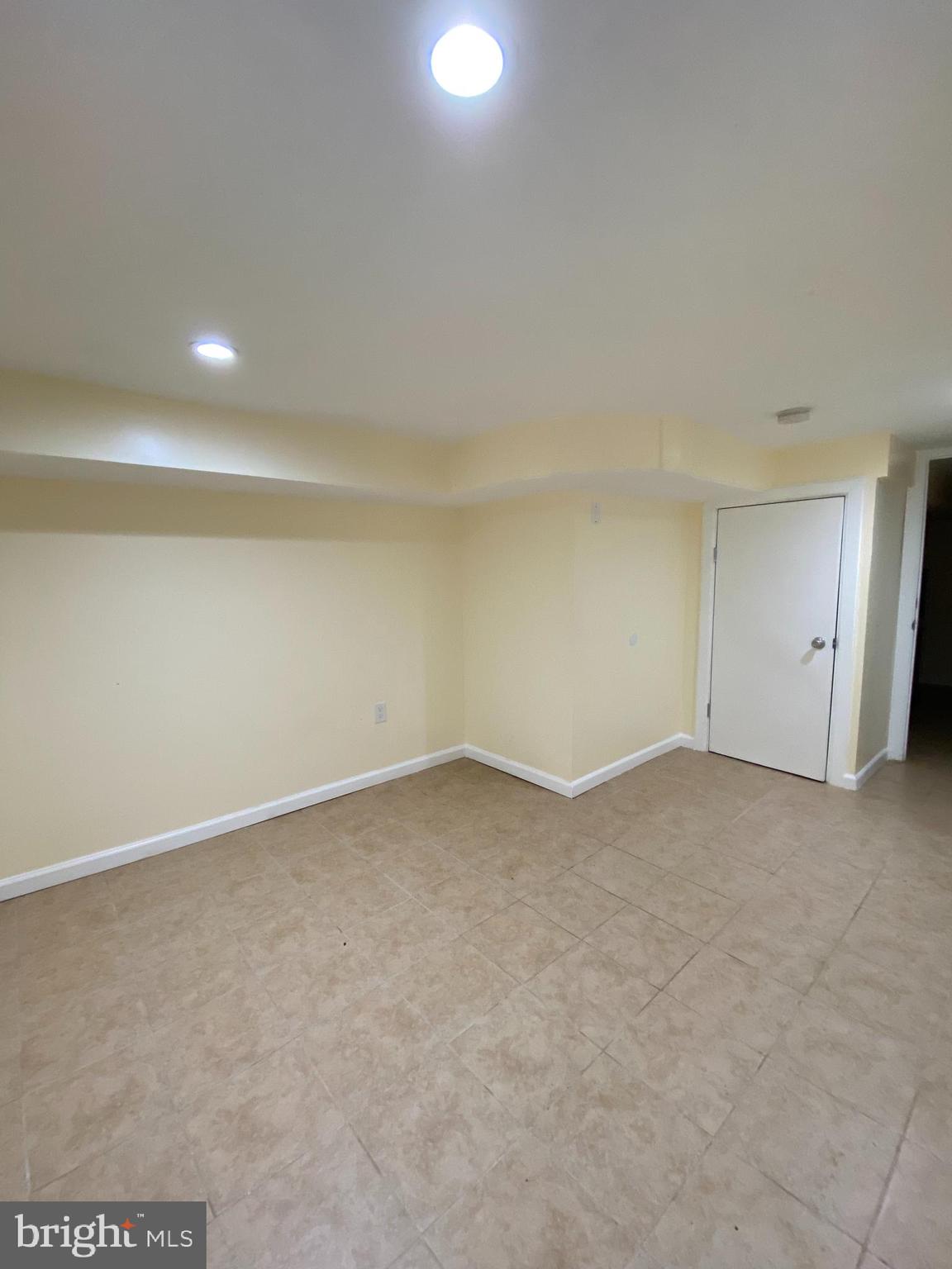 NORRIS SQUARE - Residential Income