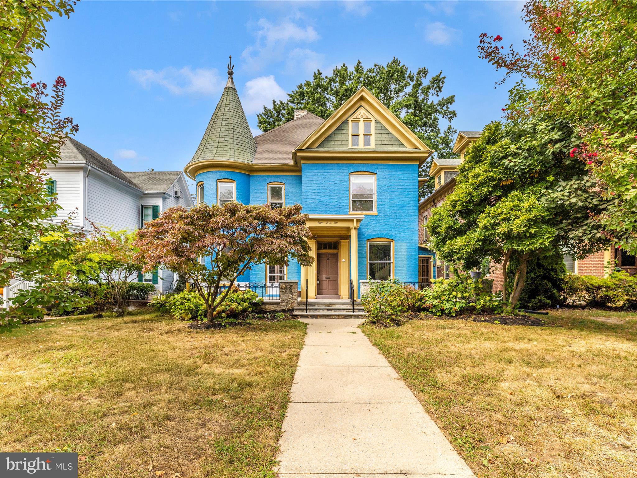 NORTH END - Residential