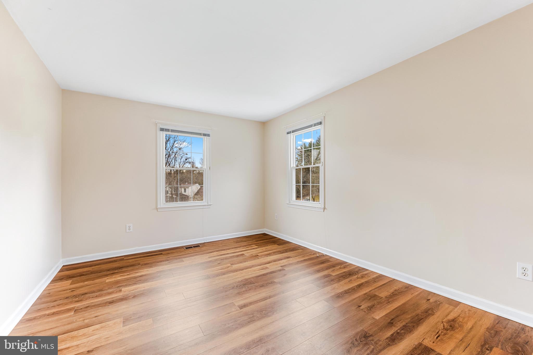 WILDE LAKE - Residential